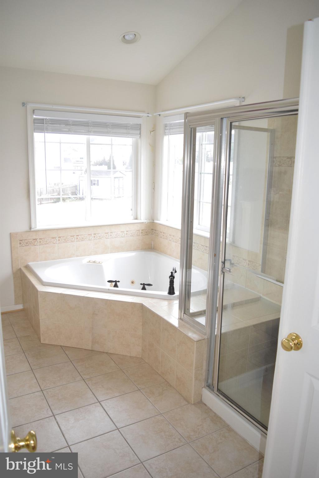 LYNNEHAVEN - Residential