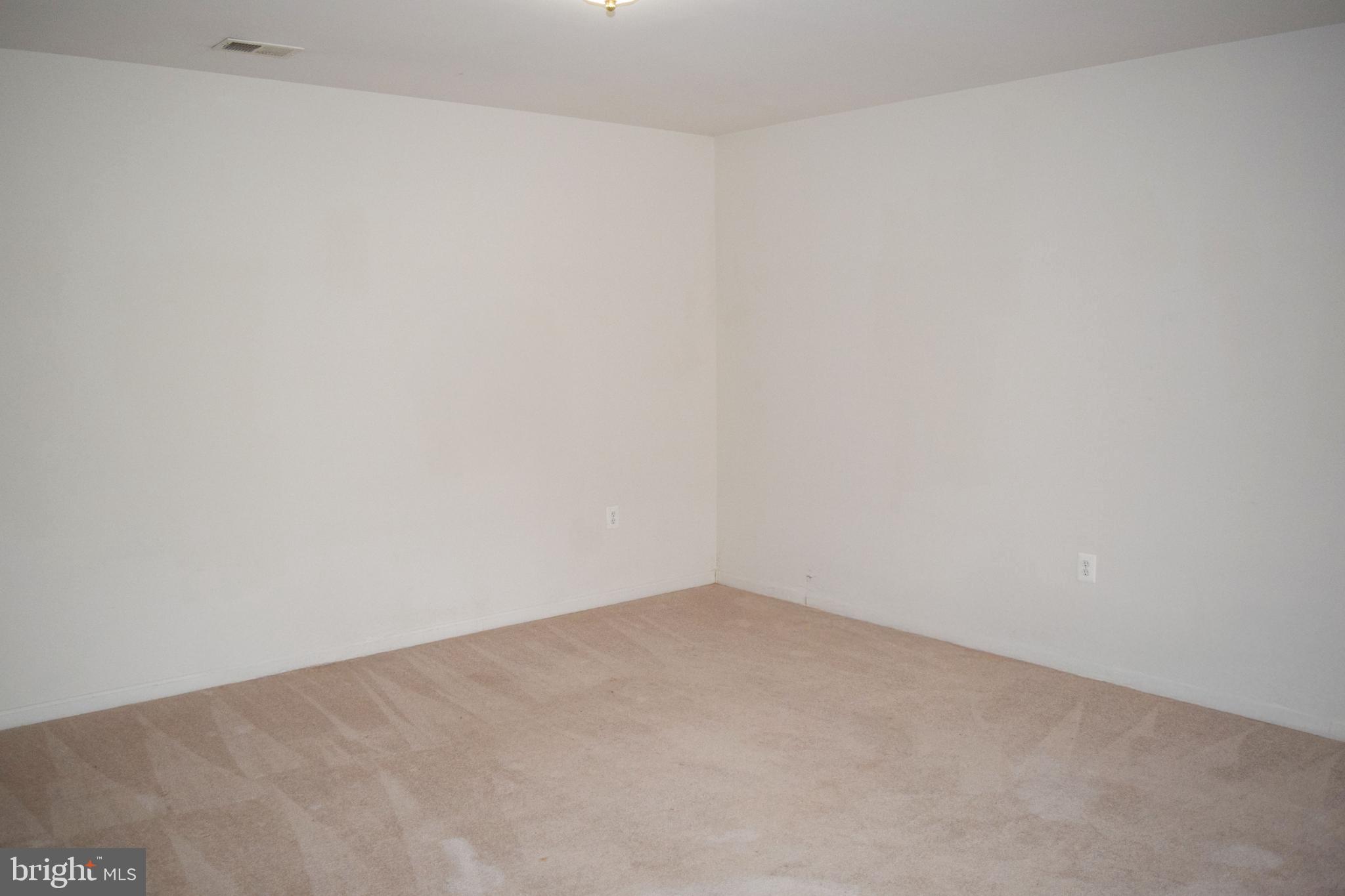 LYNNEHAVEN - Residential