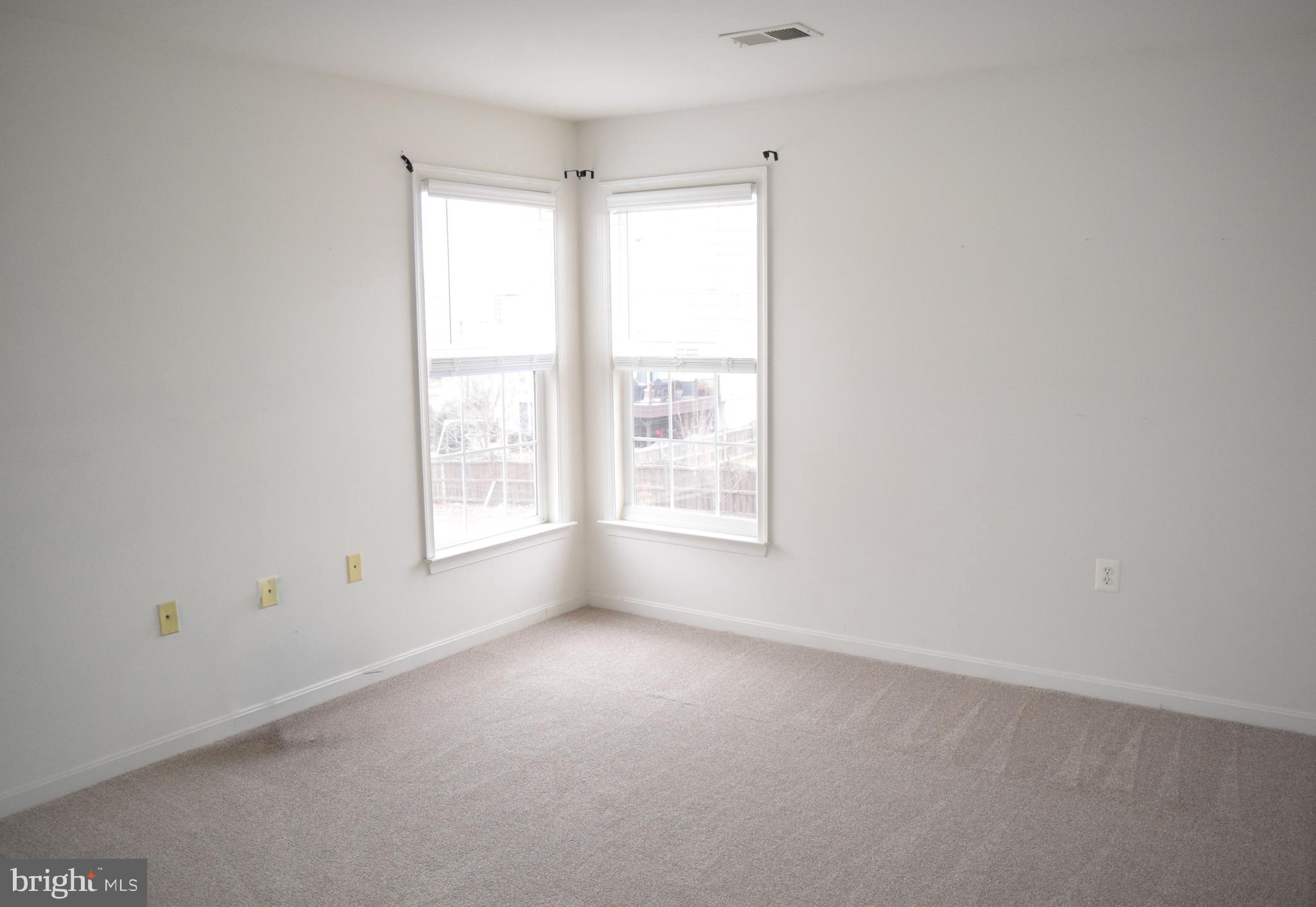 LYNNEHAVEN - Residential