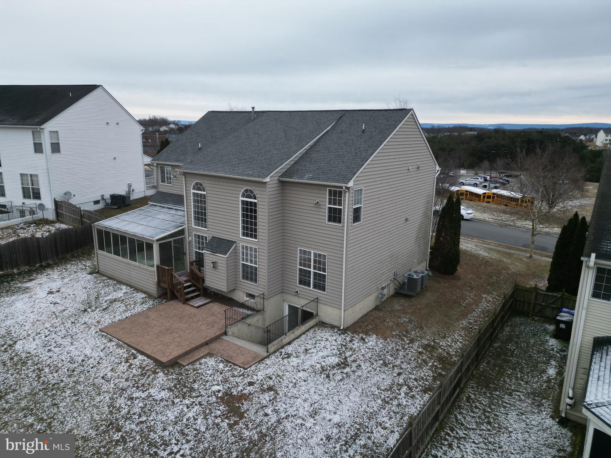 LYNNEHAVEN - Residential