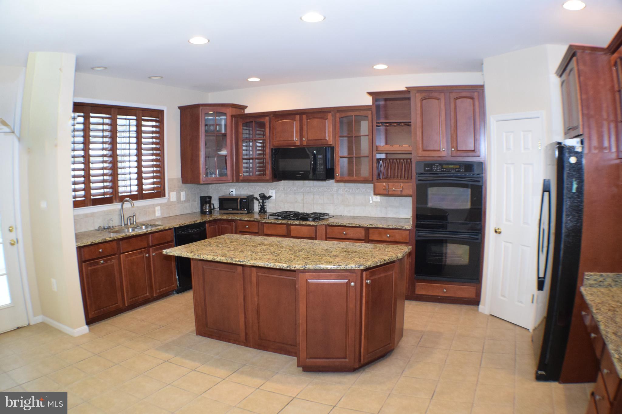 LYNNEHAVEN - Residential