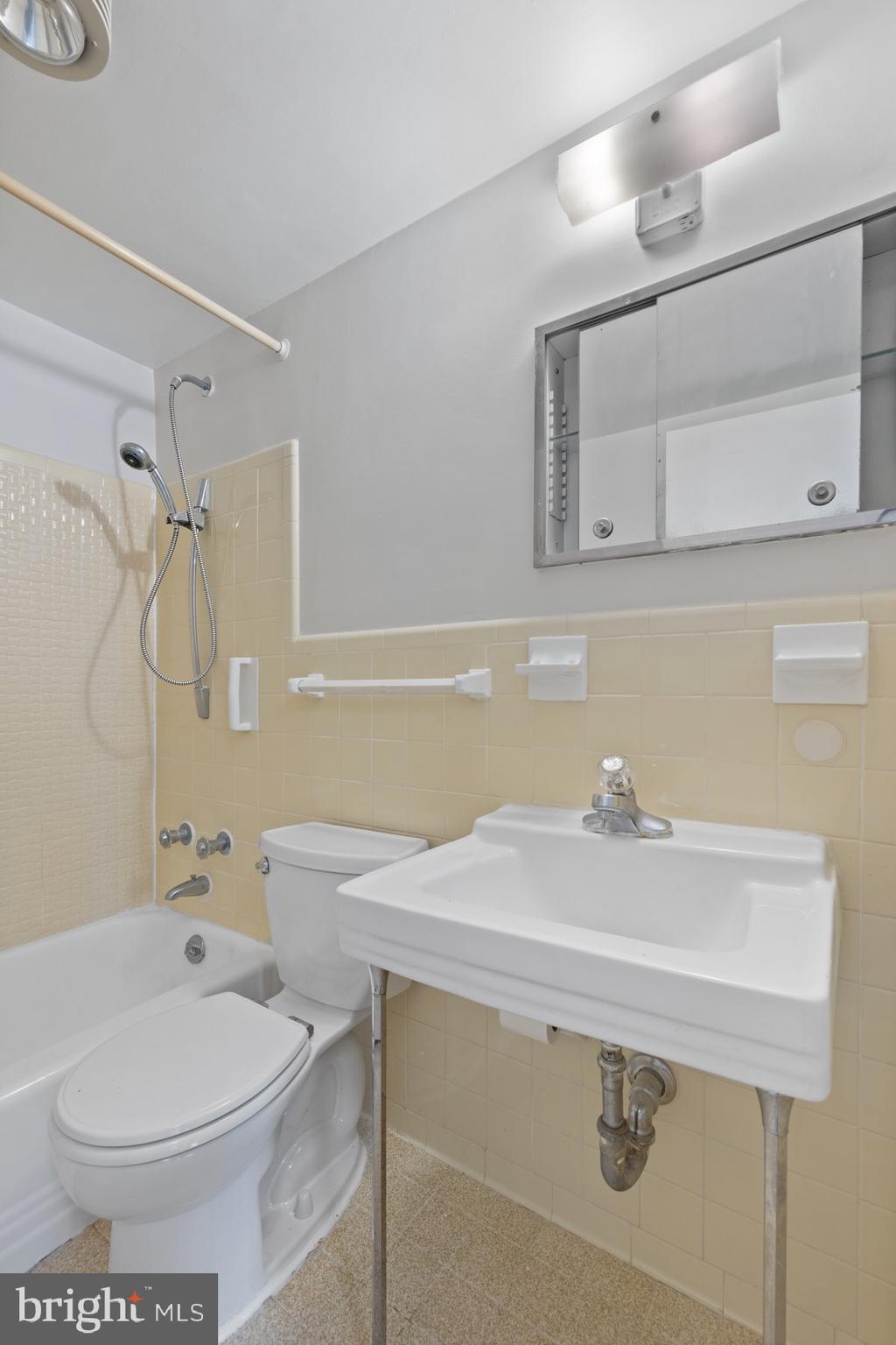 GROSVENOR PARK - Residential