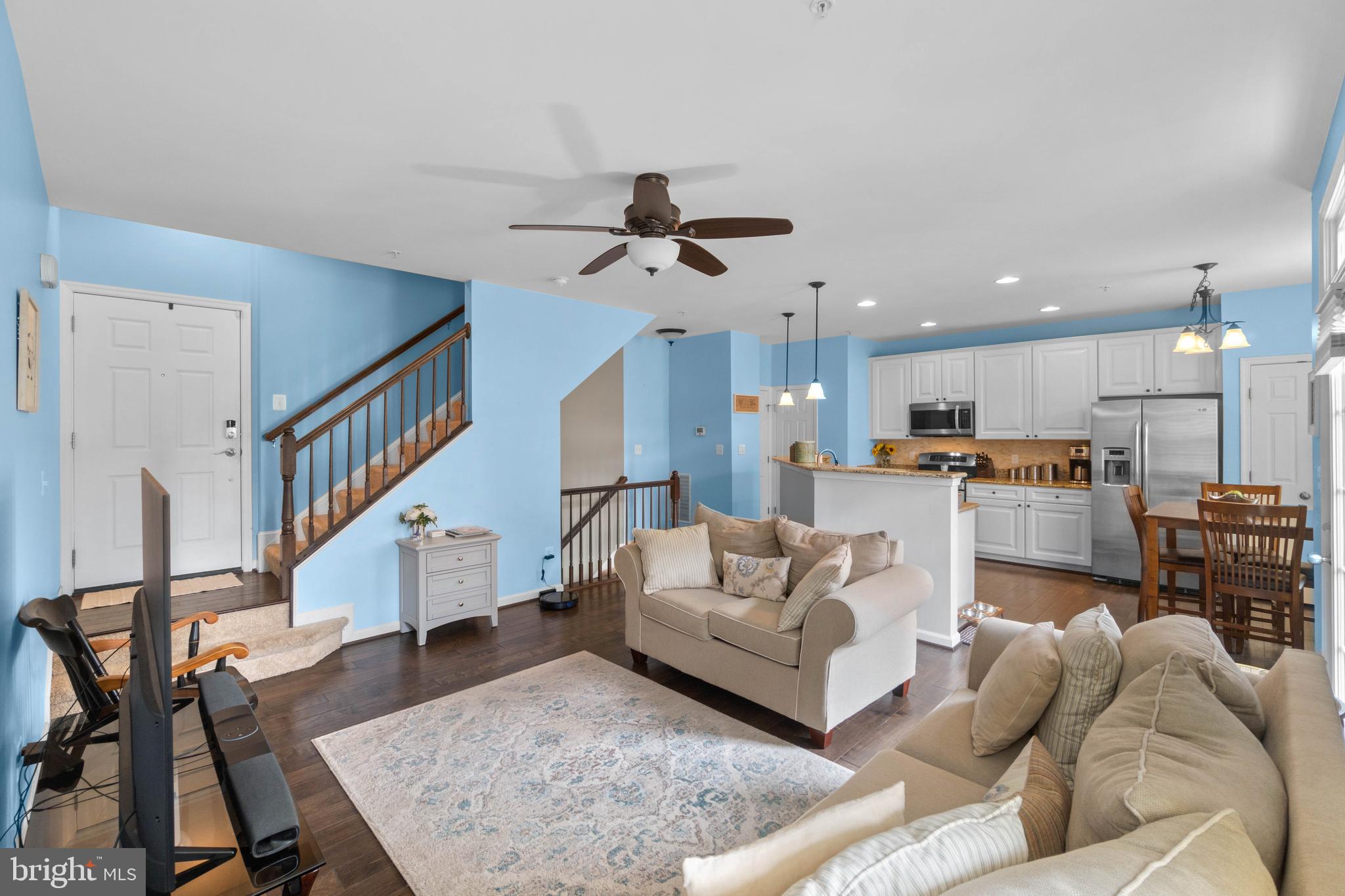 SUMMERWALK AT STONE RIDGE - Residential Lease