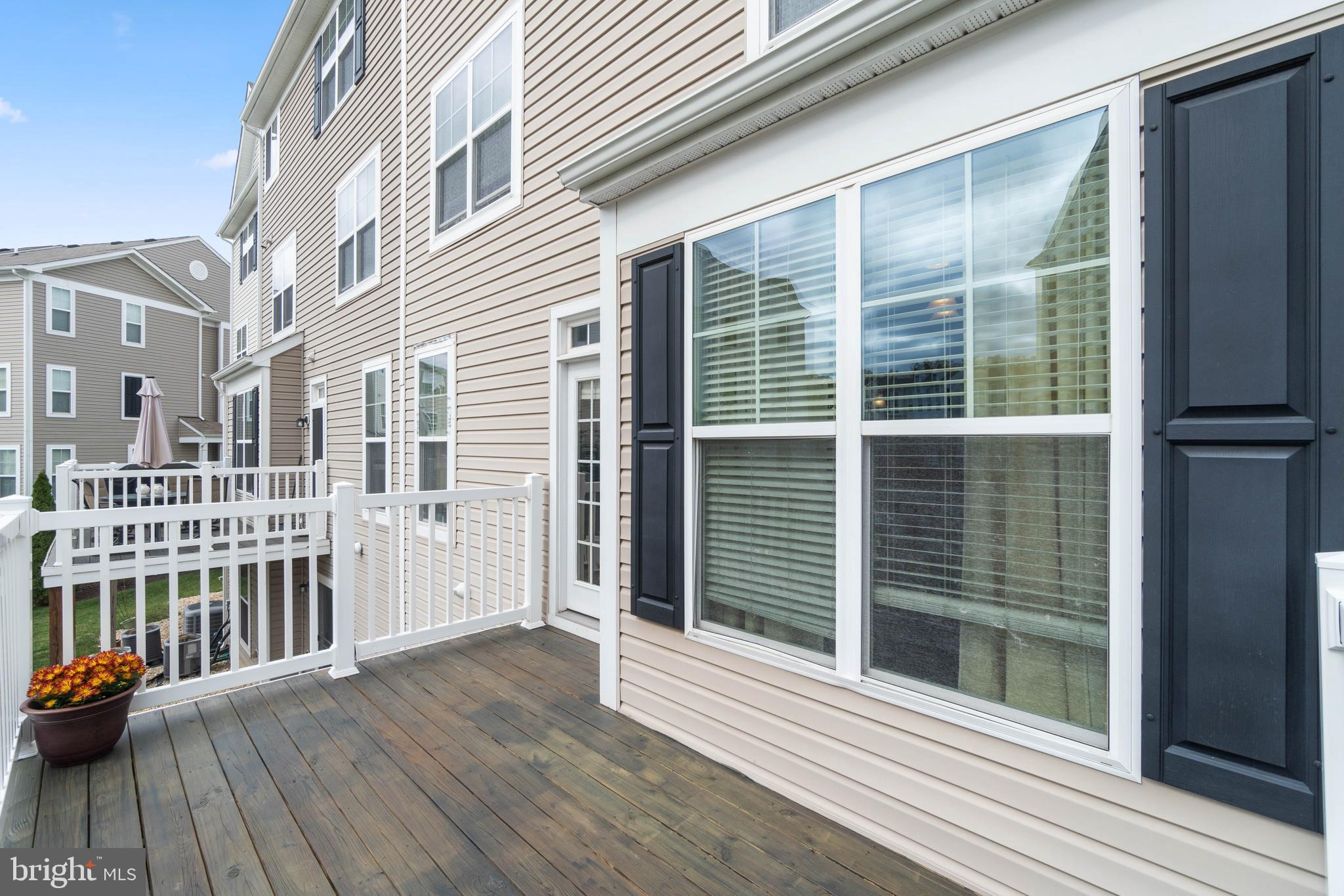 SUMMERWALK AT STONE RIDGE - Residential Lease