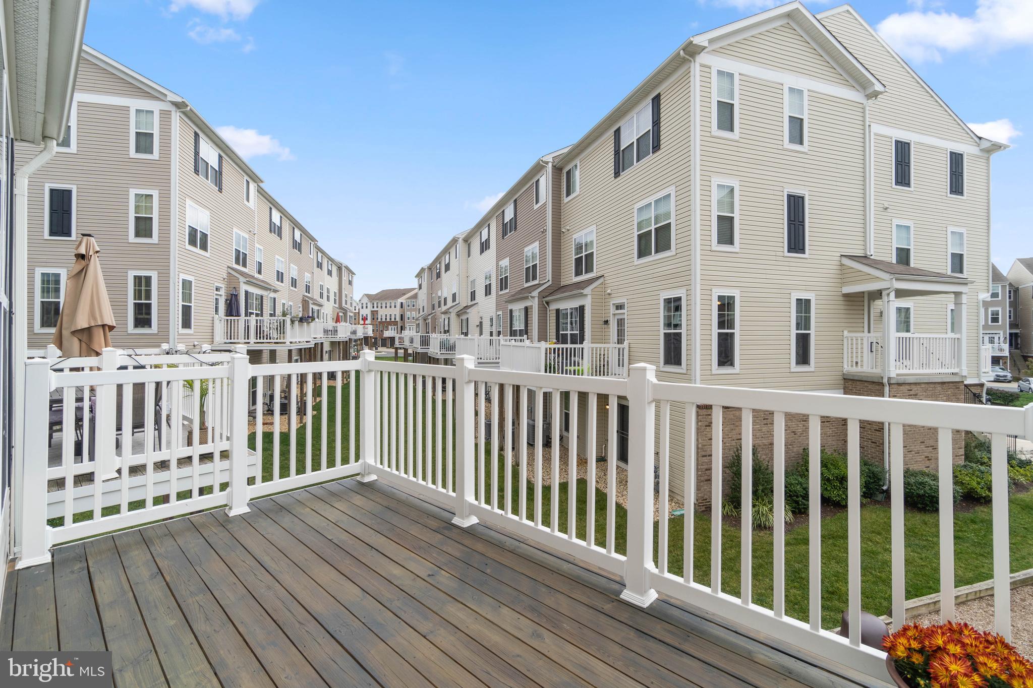 SUMMERWALK AT STONE RIDGE - Residential Lease