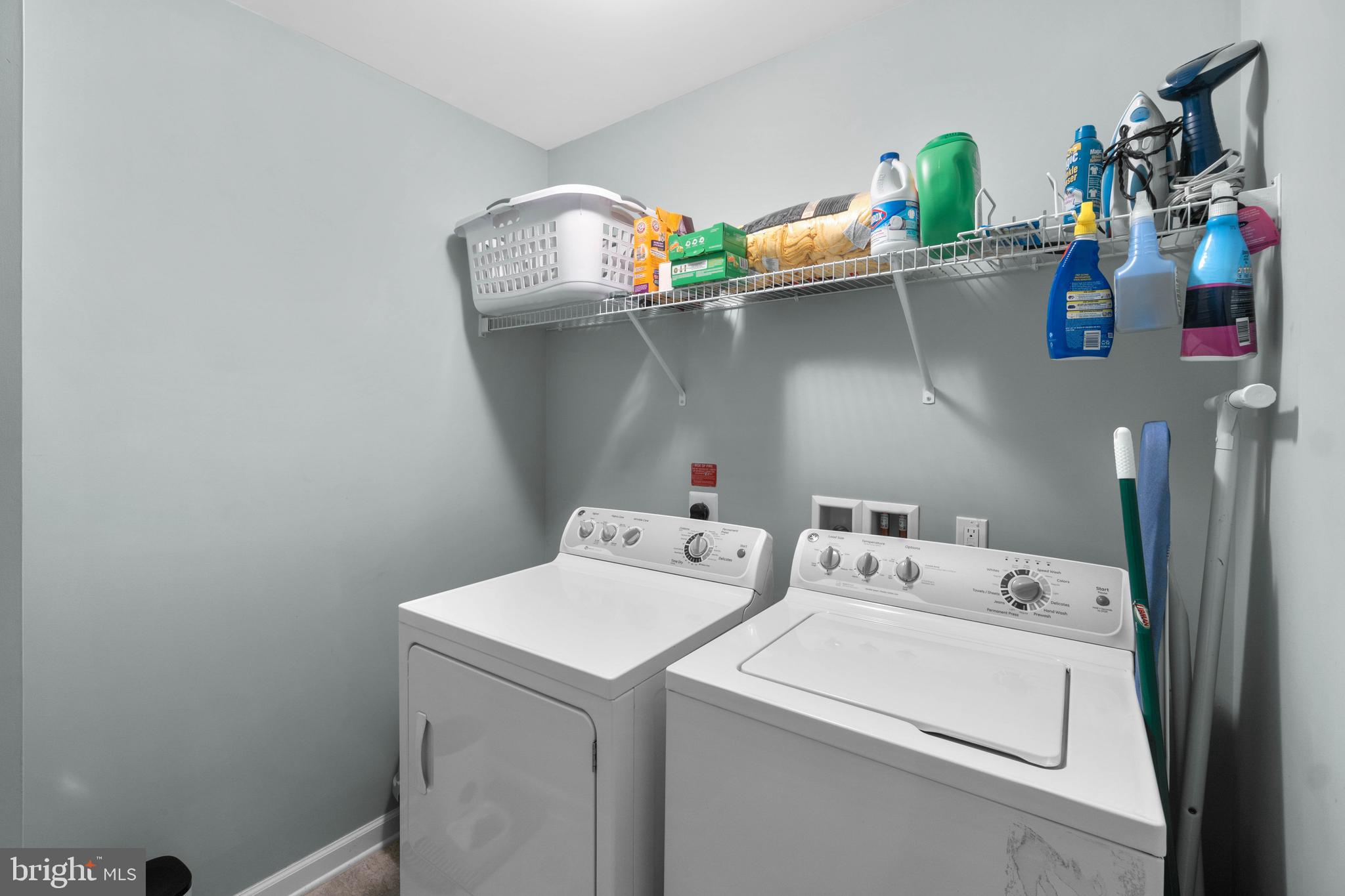 SUMMERWALK AT STONE RIDGE - Residential Lease