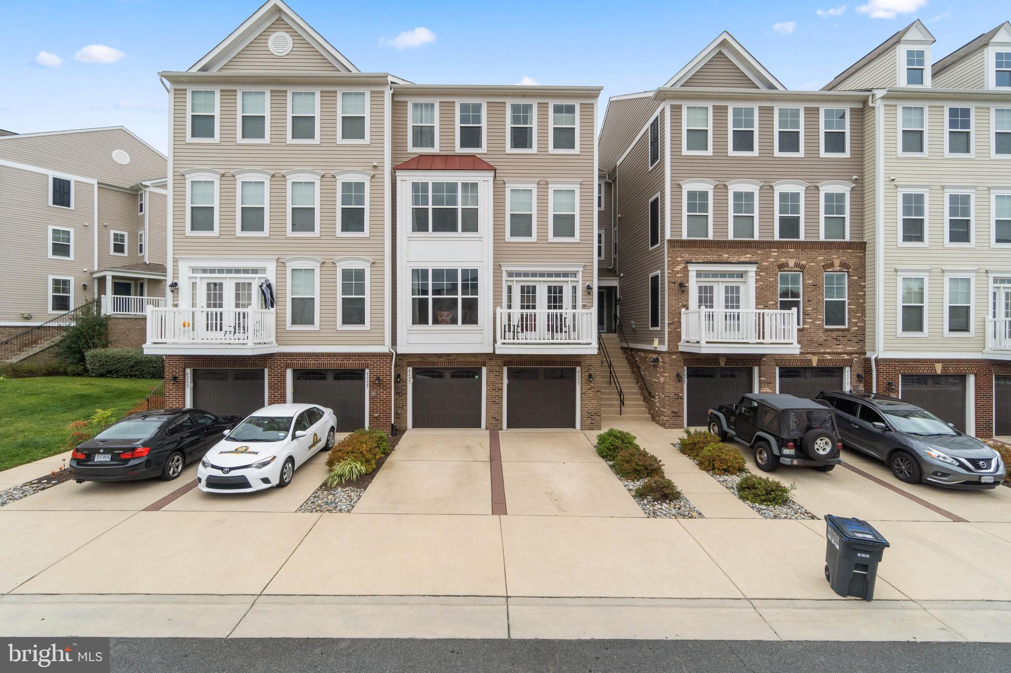 SUMMERWALK AT STONE RIDGE - Residential Lease