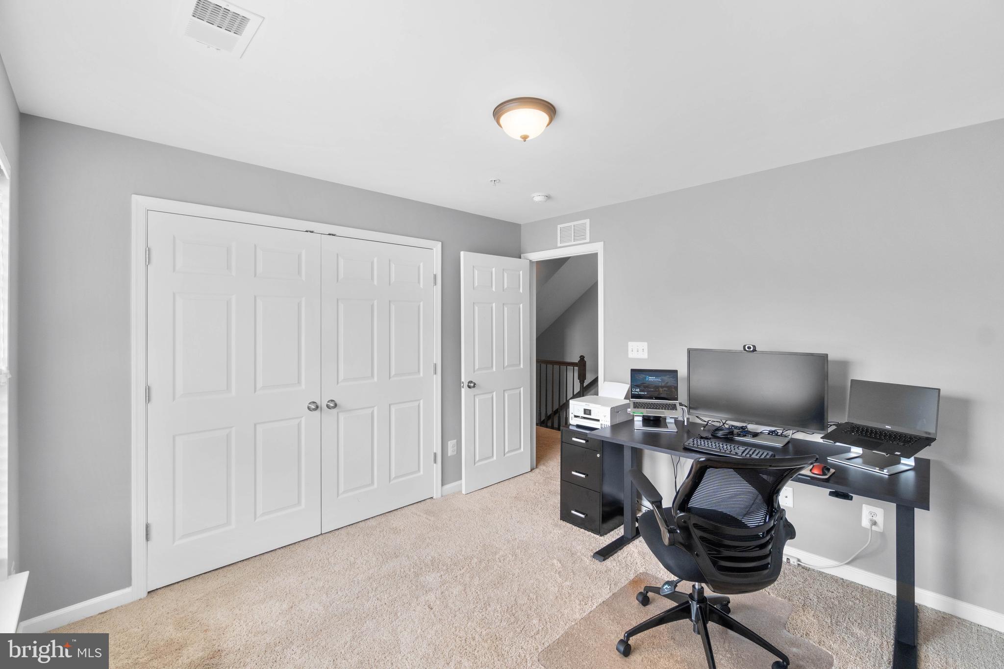 SUMMERWALK AT STONE RIDGE - Residential Lease