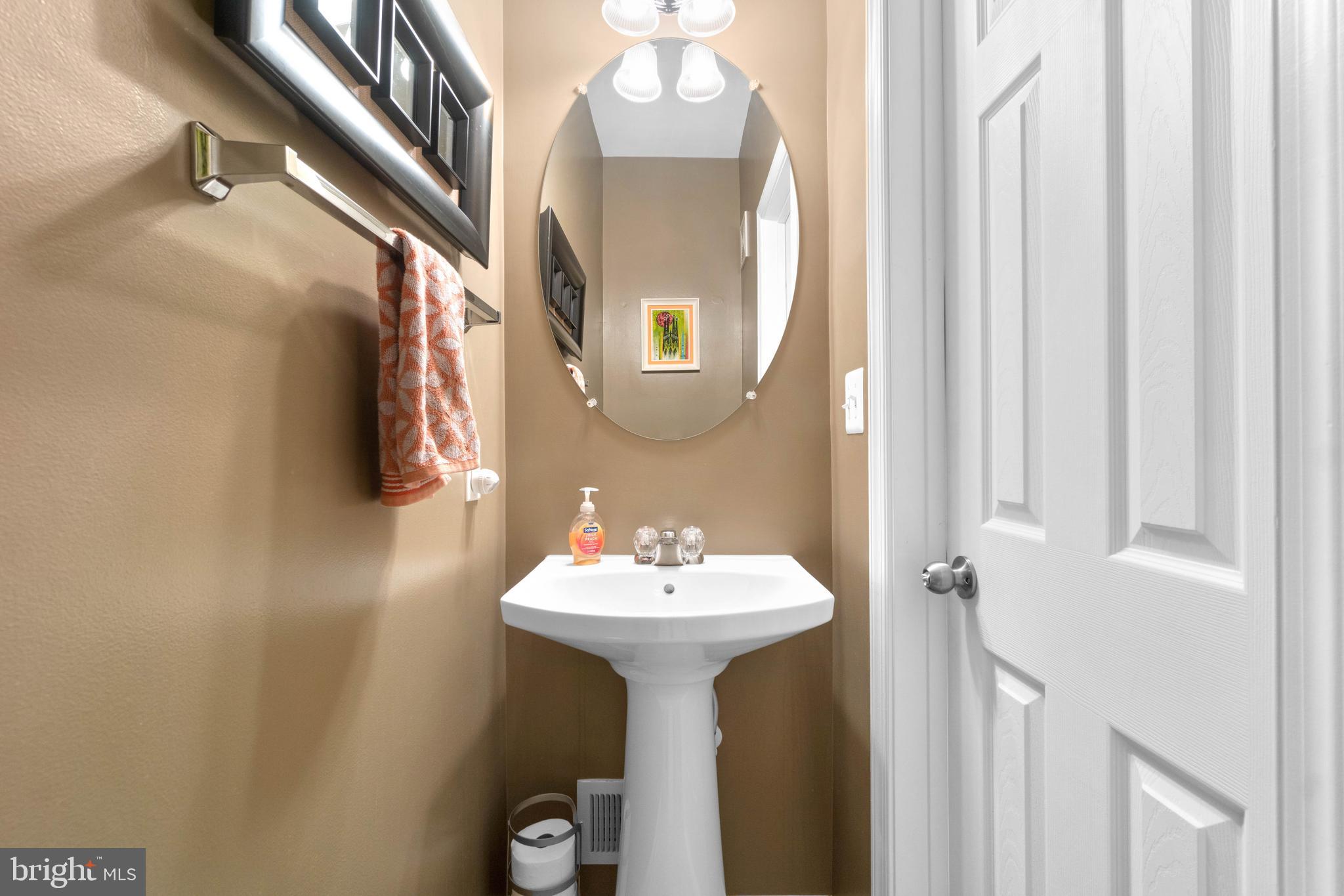 SUMMERWALK AT STONE RIDGE - Residential Lease