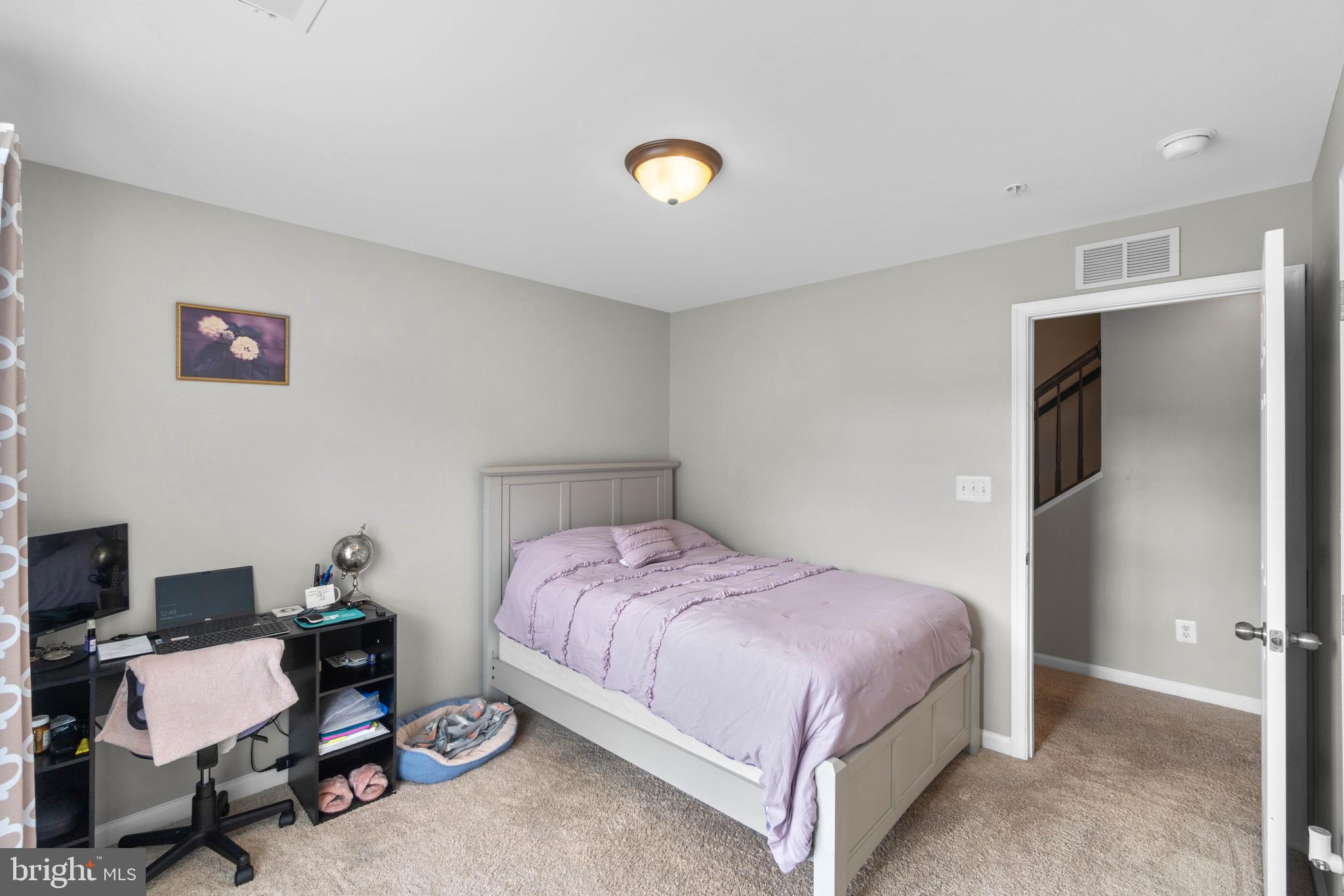 SUMMERWALK AT STONE RIDGE - Residential Lease