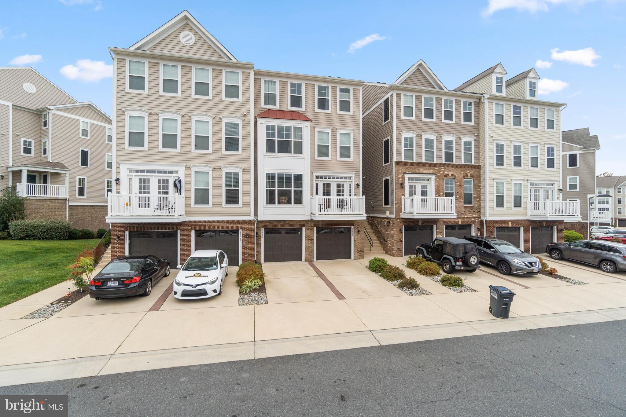 SUMMERWALK AT STONE RIDGE - Residential Lease