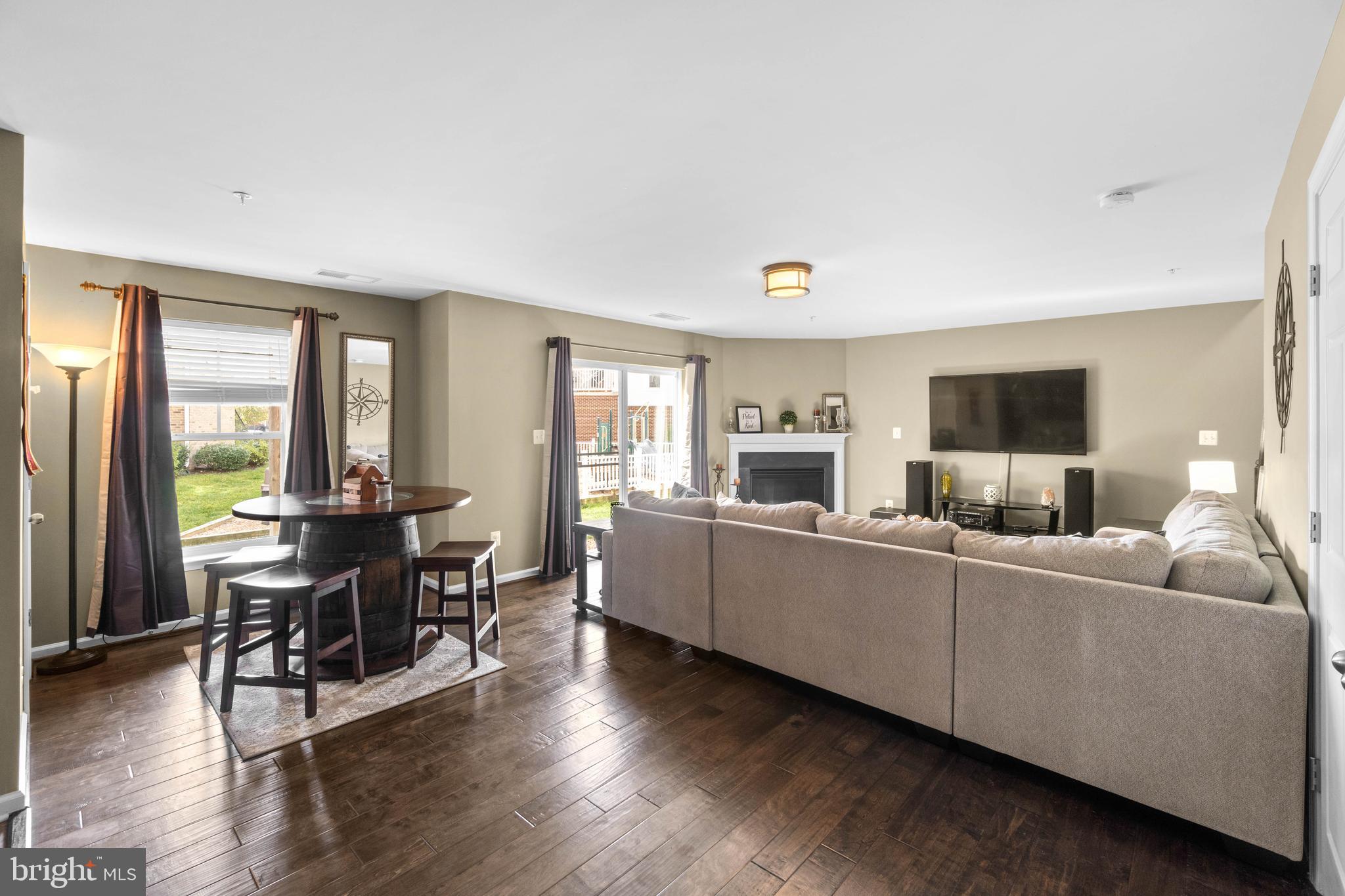 SUMMERWALK AT STONE RIDGE - Residential Lease