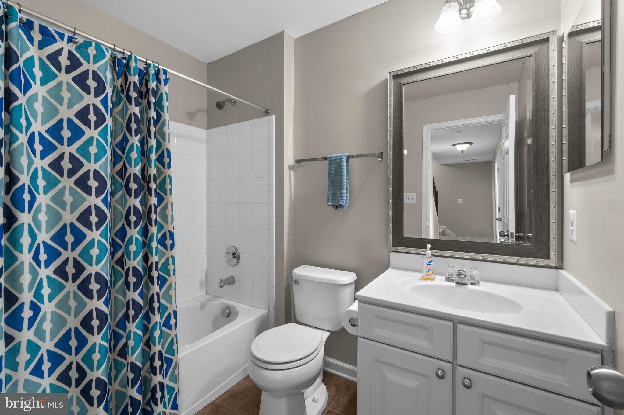 SUMMERWALK AT STONE RIDGE - Residential Lease