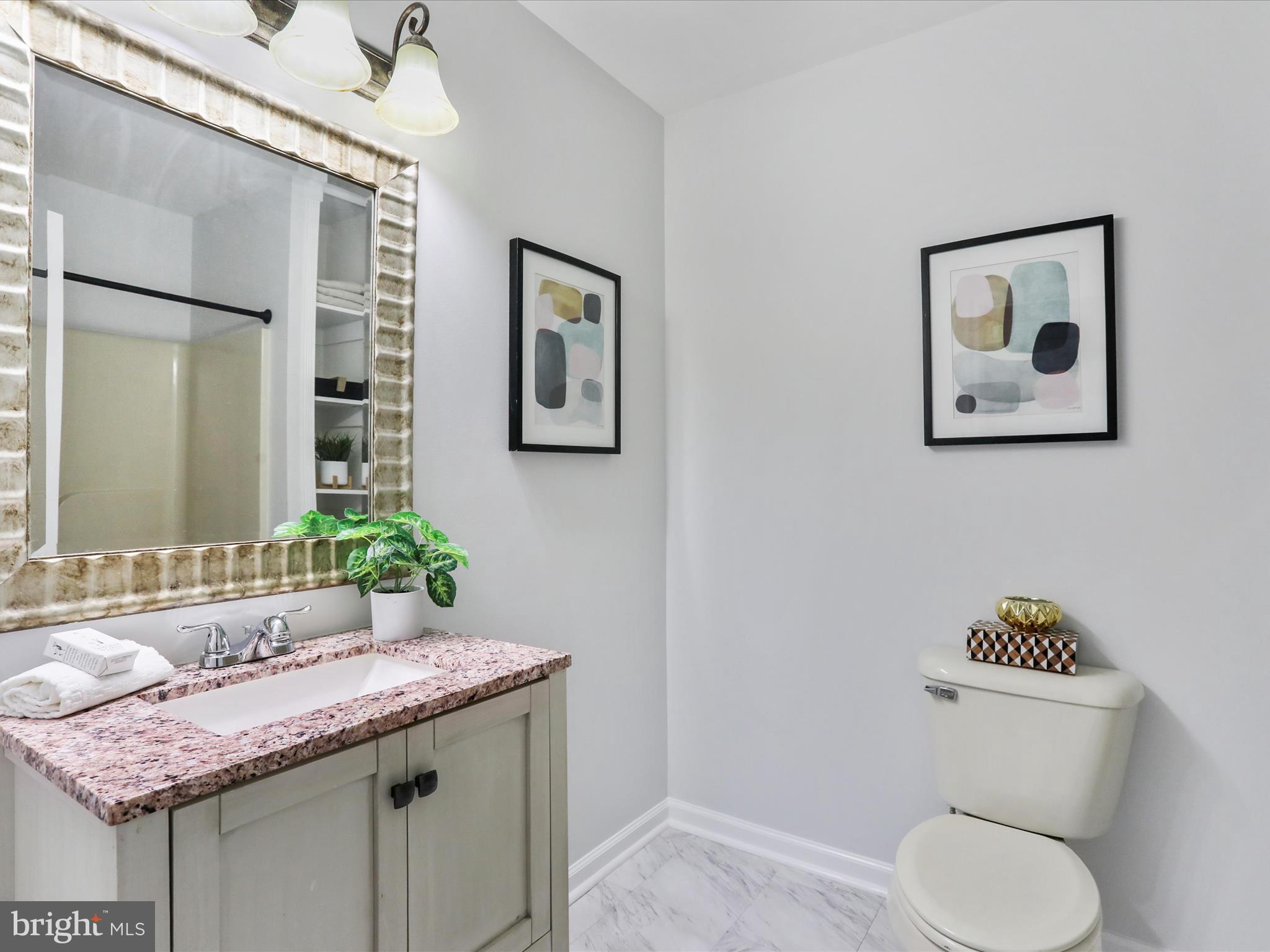 LOCUST HILL - Residential