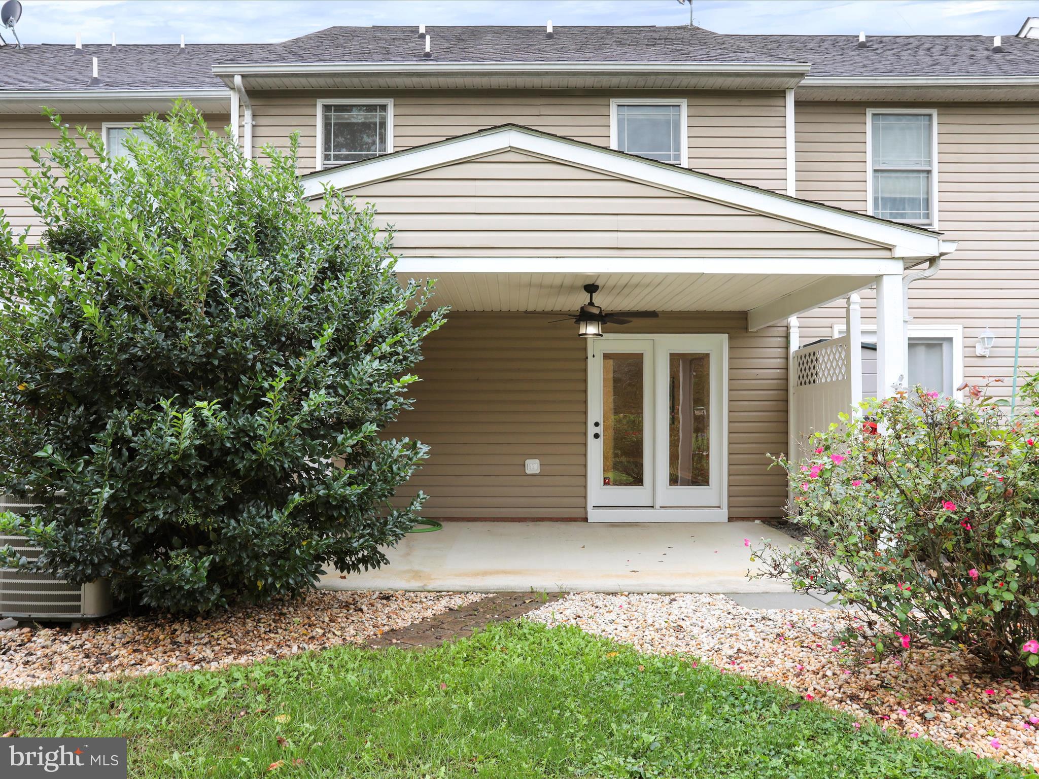 LOCUST HILL - Residential