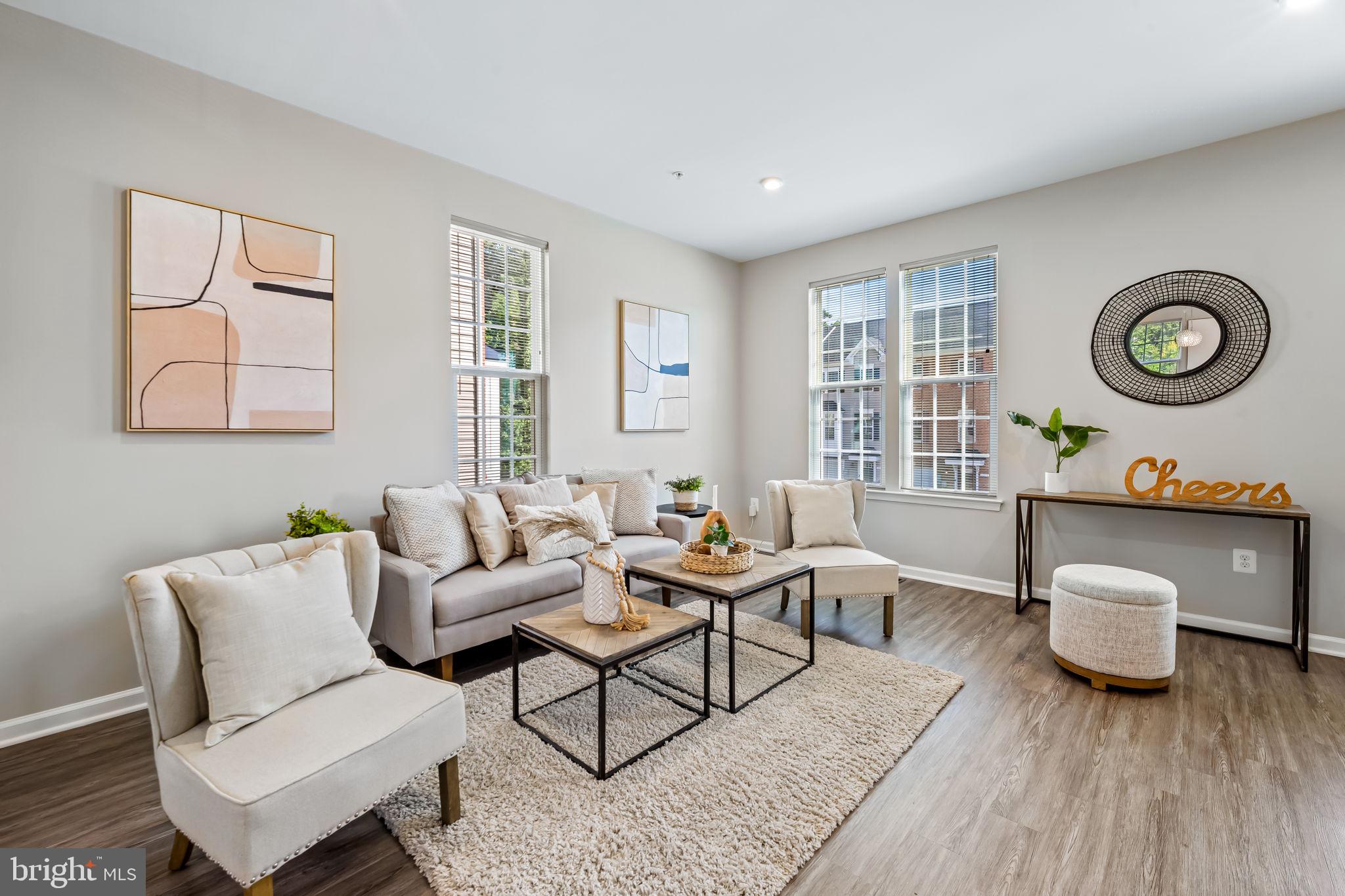 8206 KIRK FARM CIRCLE