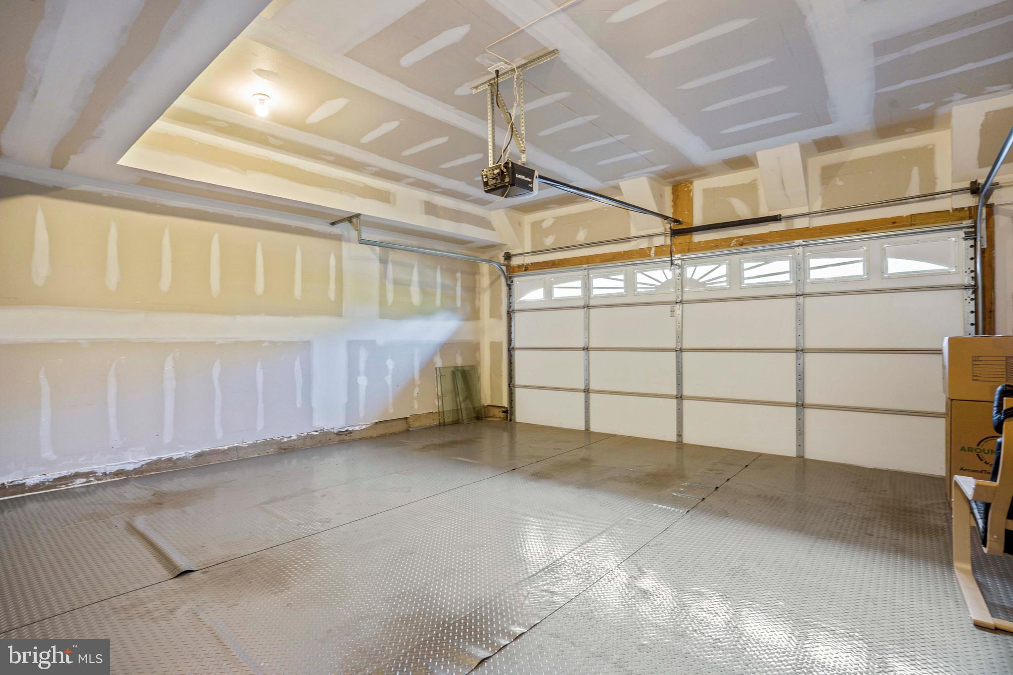 MOOREFIELD STATION - Residential