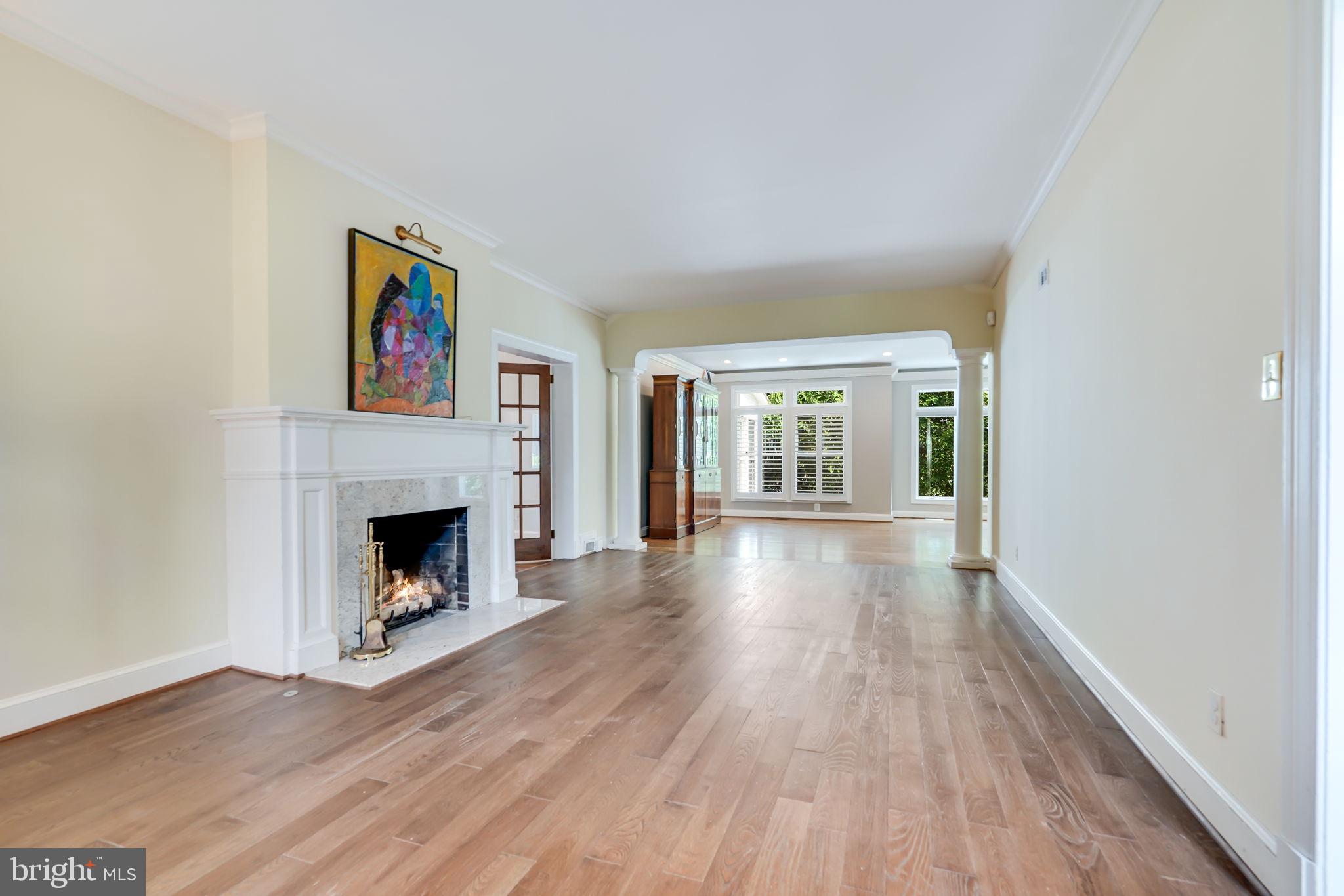 ARLINGTON RIDGE - Residential