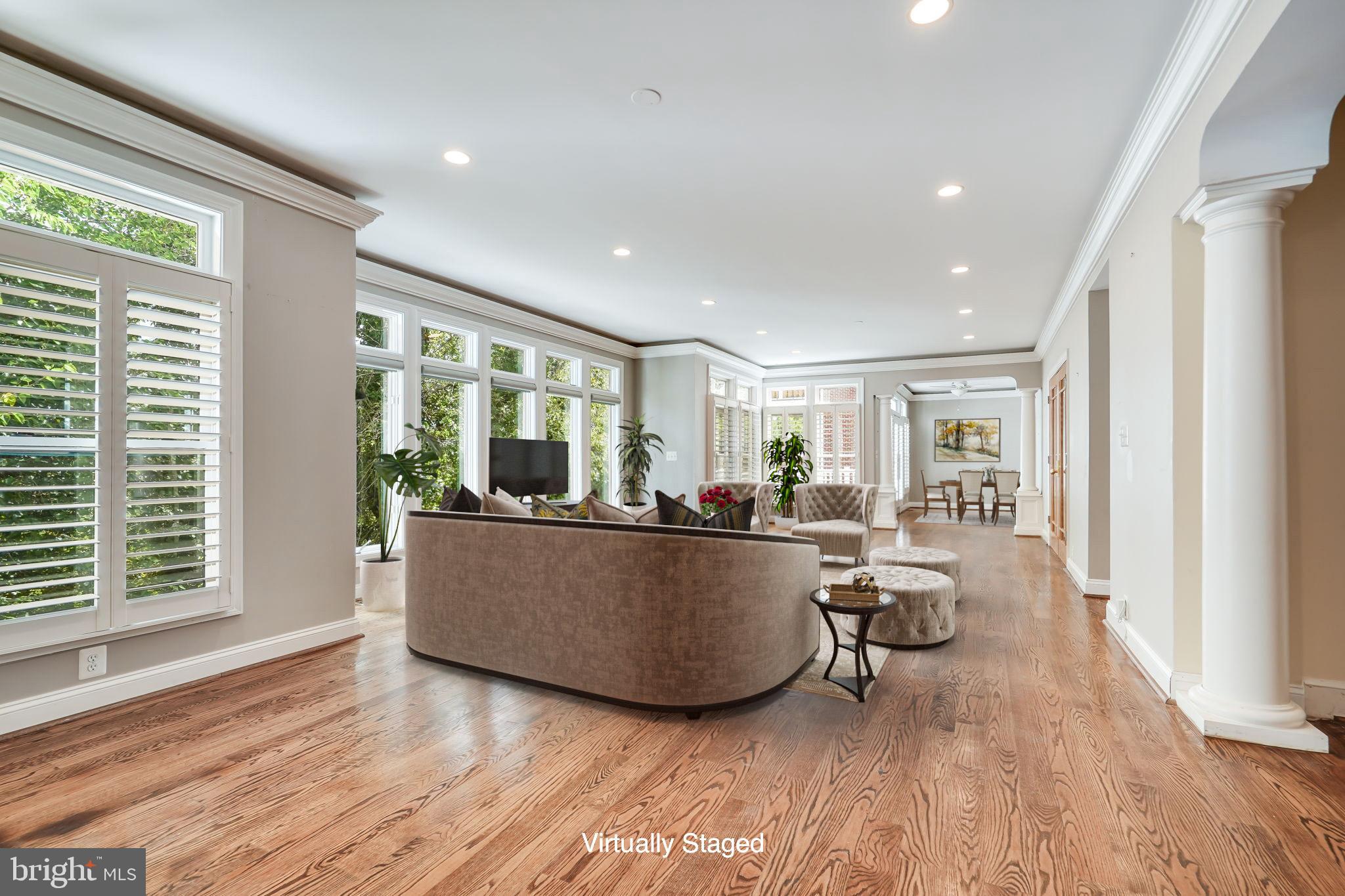 ARLINGTON RIDGE - Residential