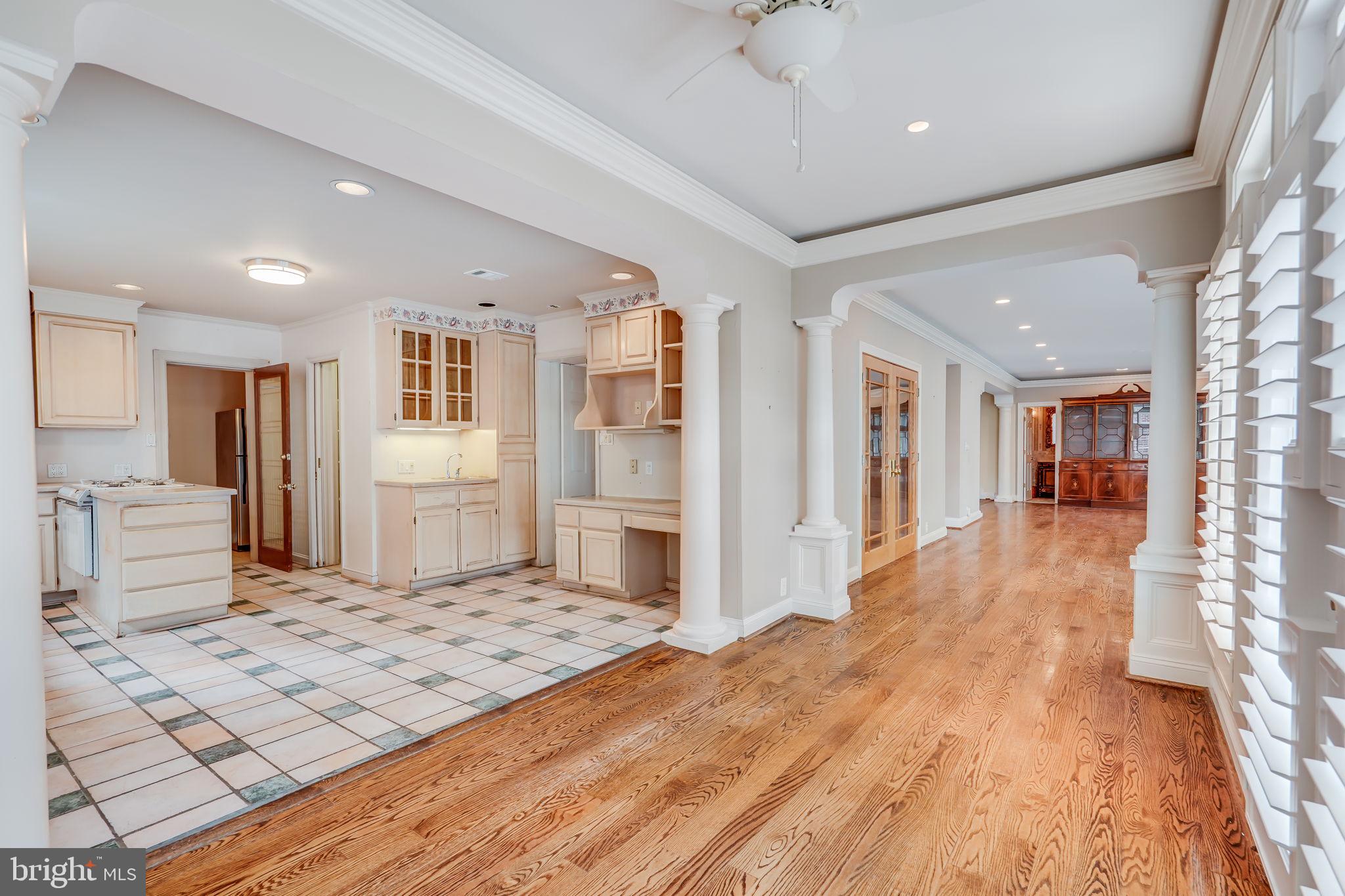 ARLINGTON RIDGE - Residential