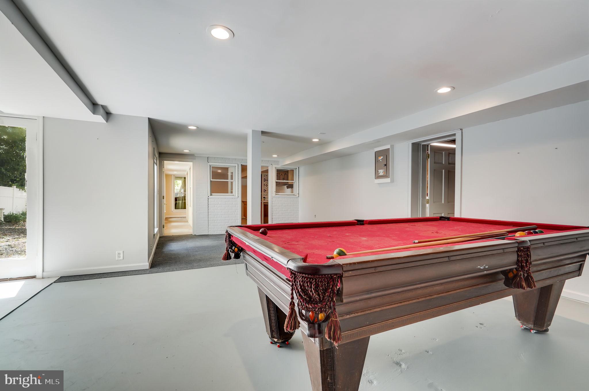 ARLINGTON RIDGE - Residential