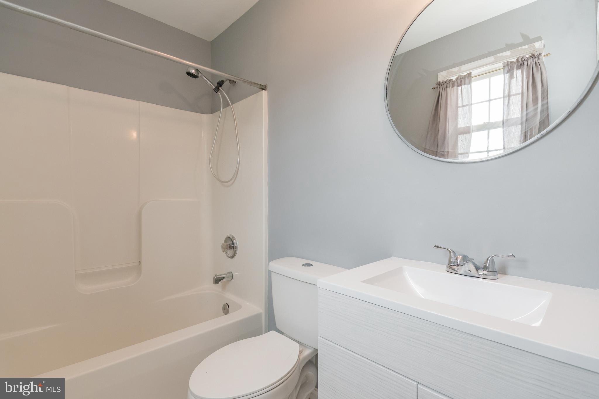 CLUBHOUSE MANOR - Residential