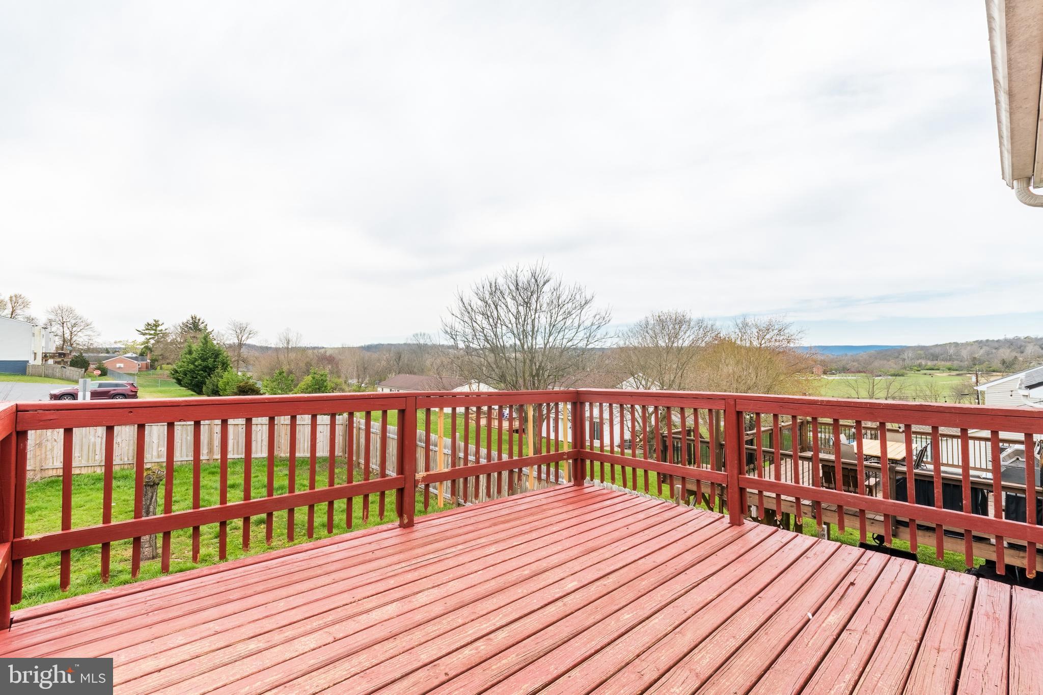 CLUBHOUSE MANOR - Residential