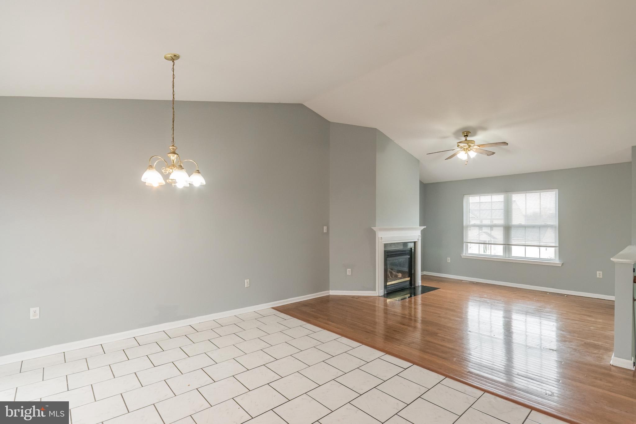 CLUBHOUSE MANOR - Residential