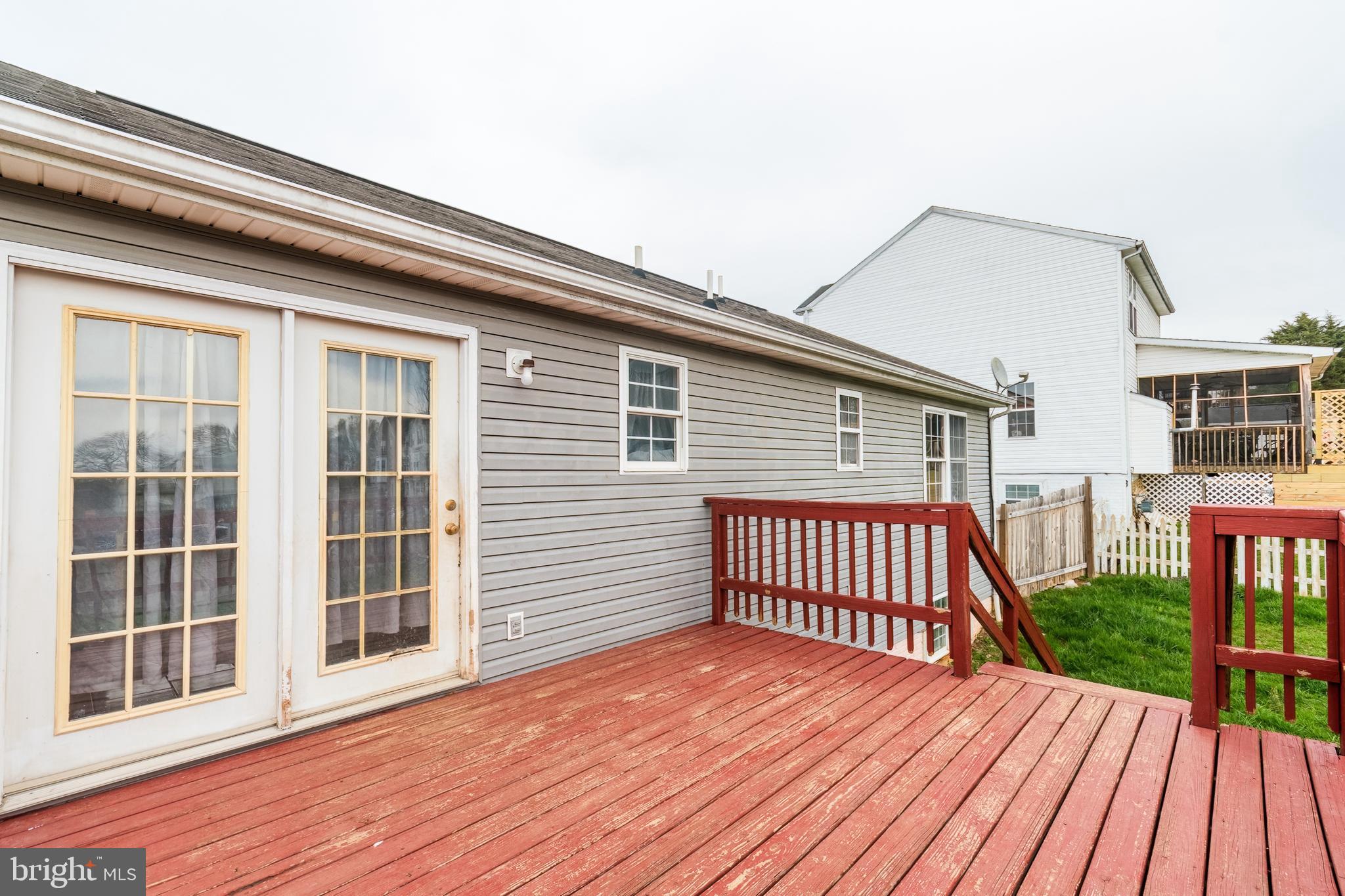 CLUBHOUSE MANOR - Residential