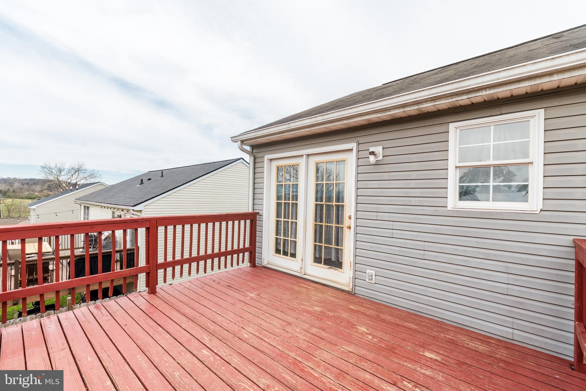 CLUBHOUSE MANOR - Residential