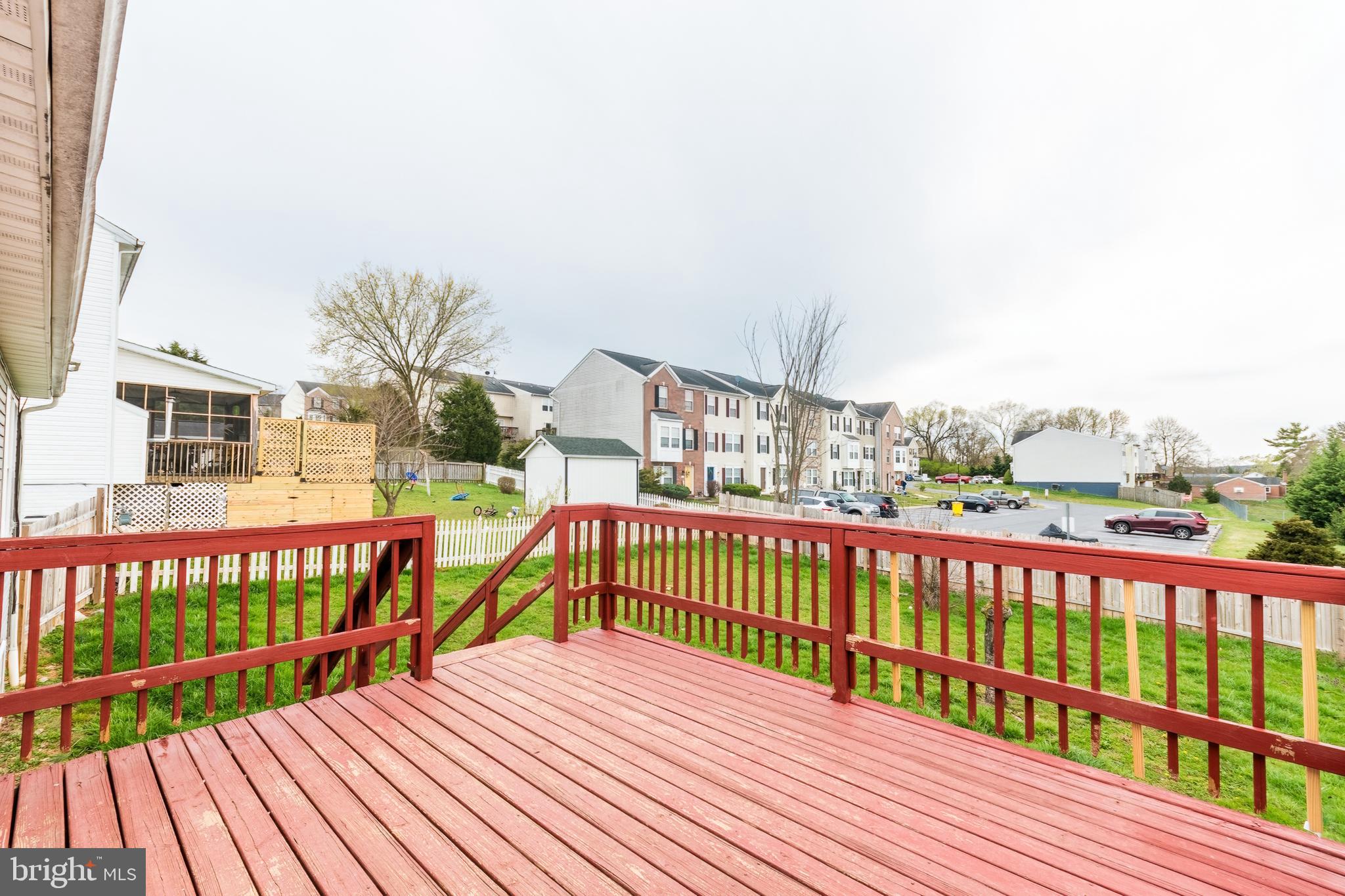 CLUBHOUSE MANOR - Residential