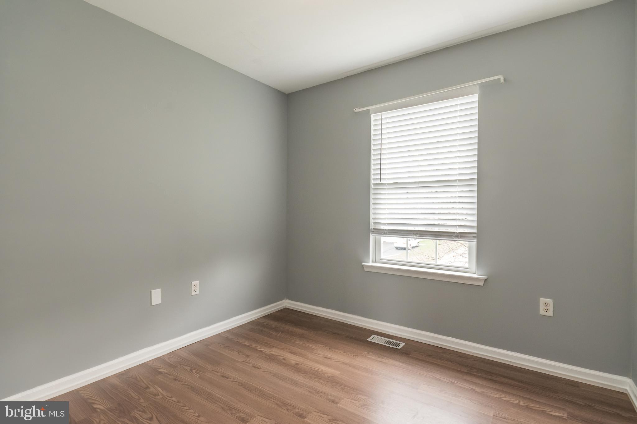 CLUBHOUSE MANOR - Residential