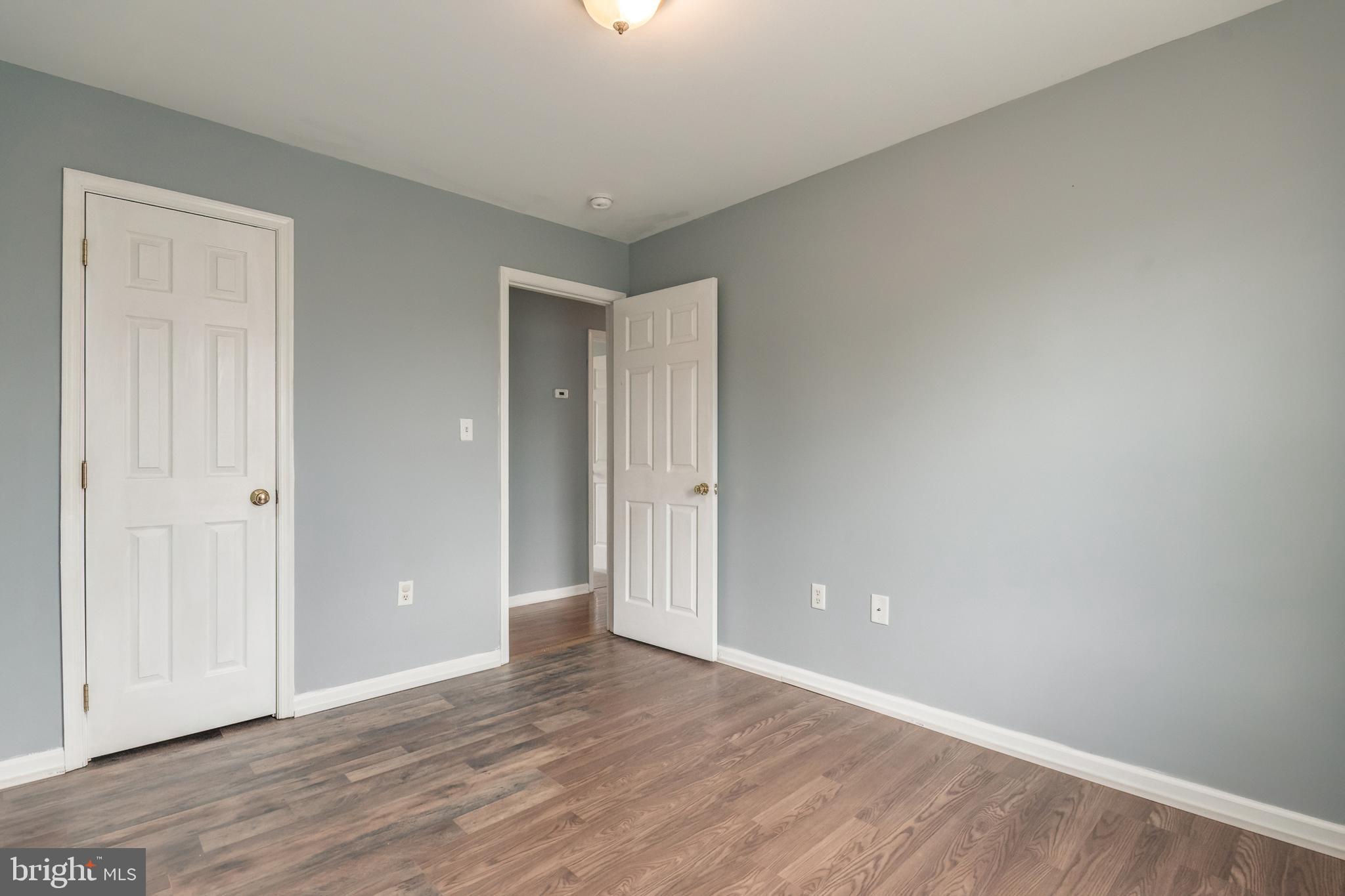 CLUBHOUSE MANOR - Residential