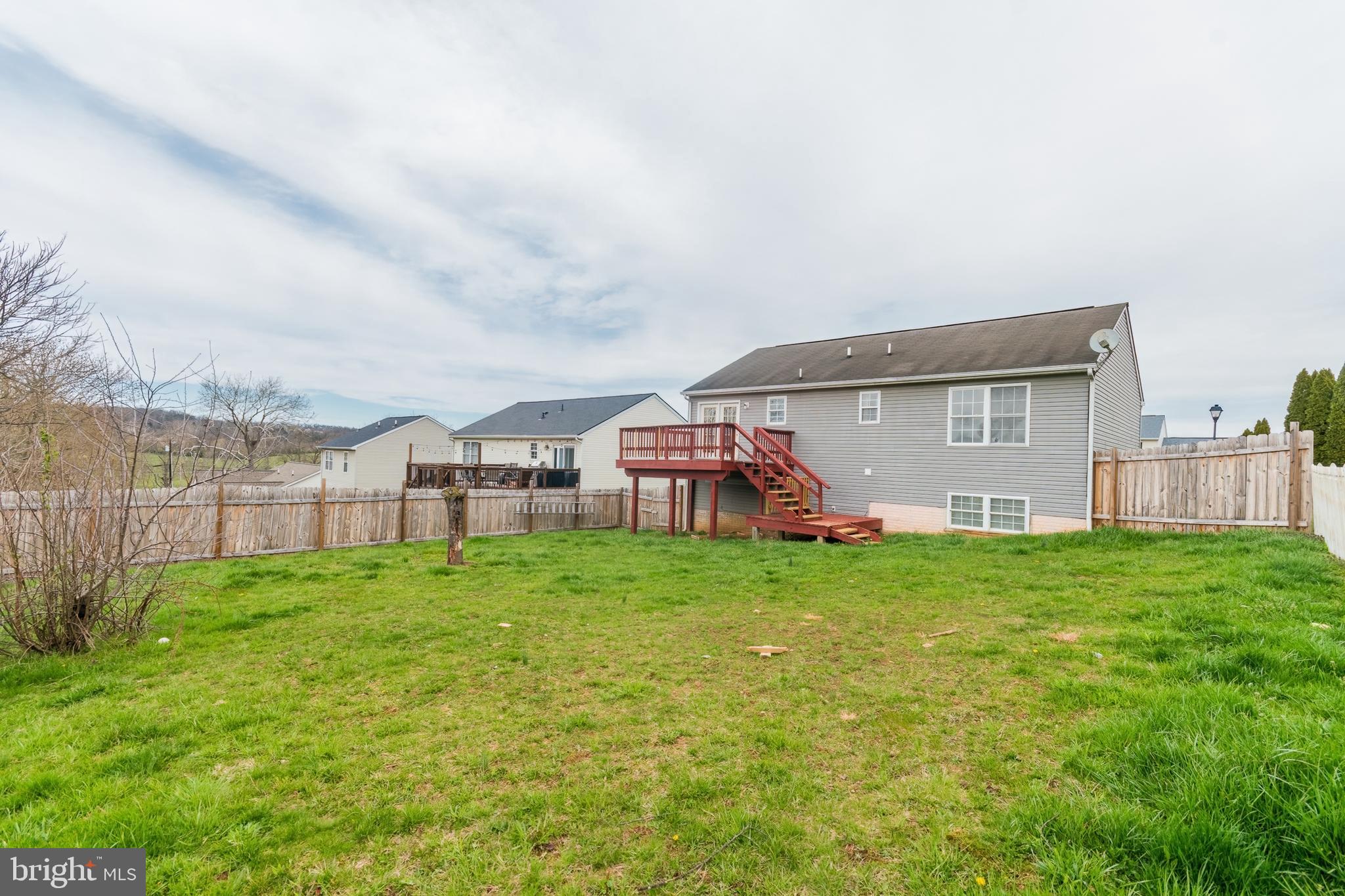 CLUBHOUSE MANOR - Residential