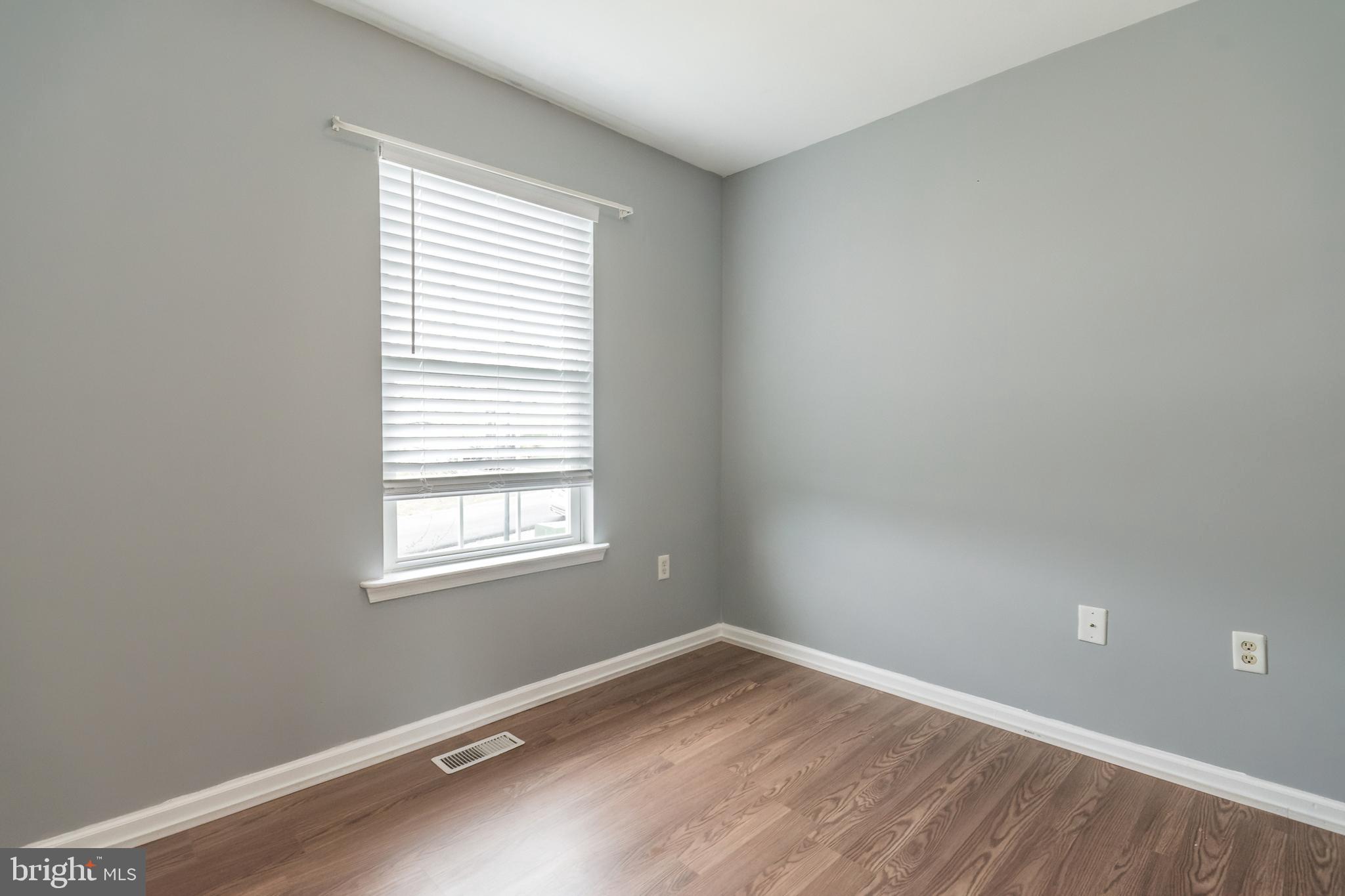 CLUBHOUSE MANOR - Residential