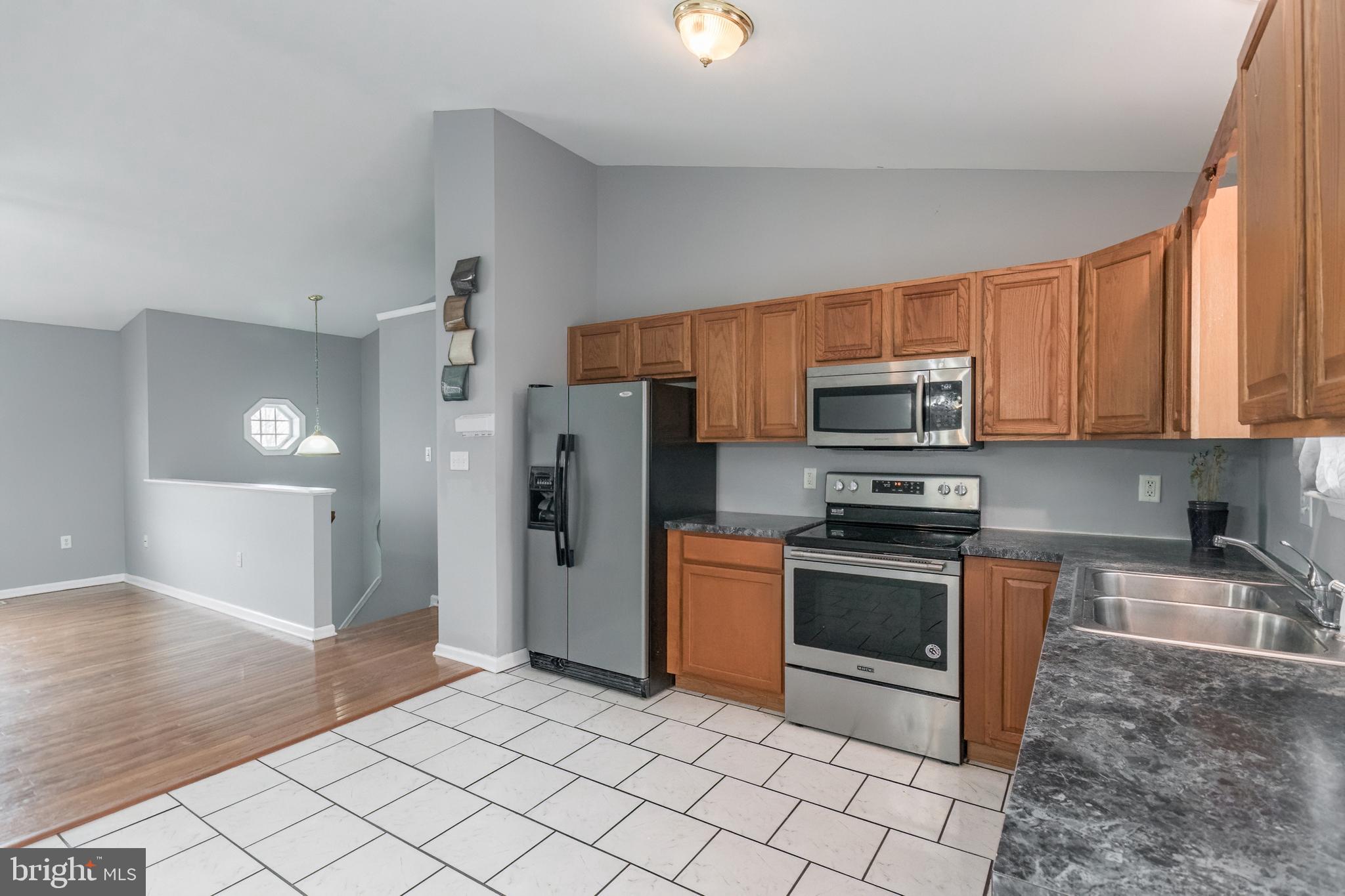 CLUBHOUSE MANOR - Residential