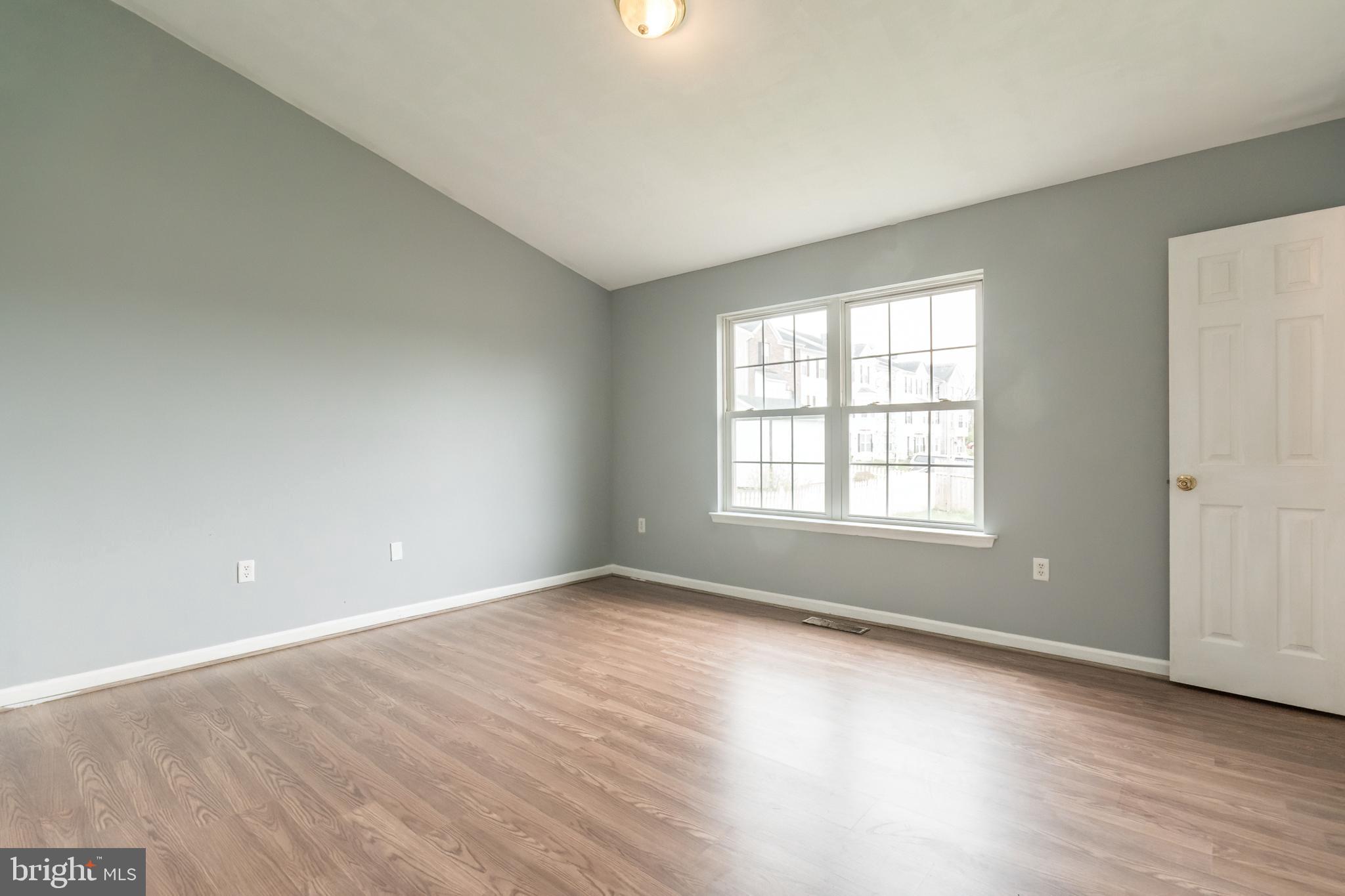 CLUBHOUSE MANOR - Residential