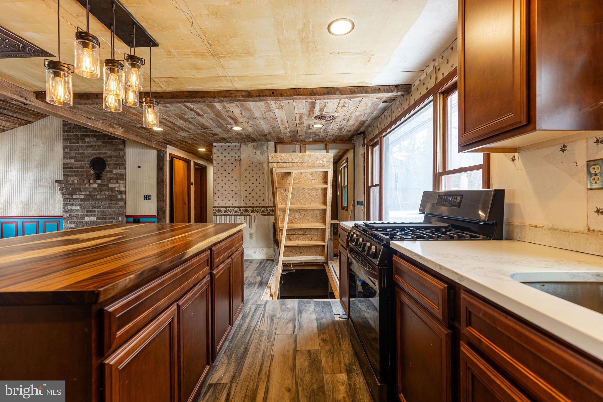 TUSCARORA - Residential