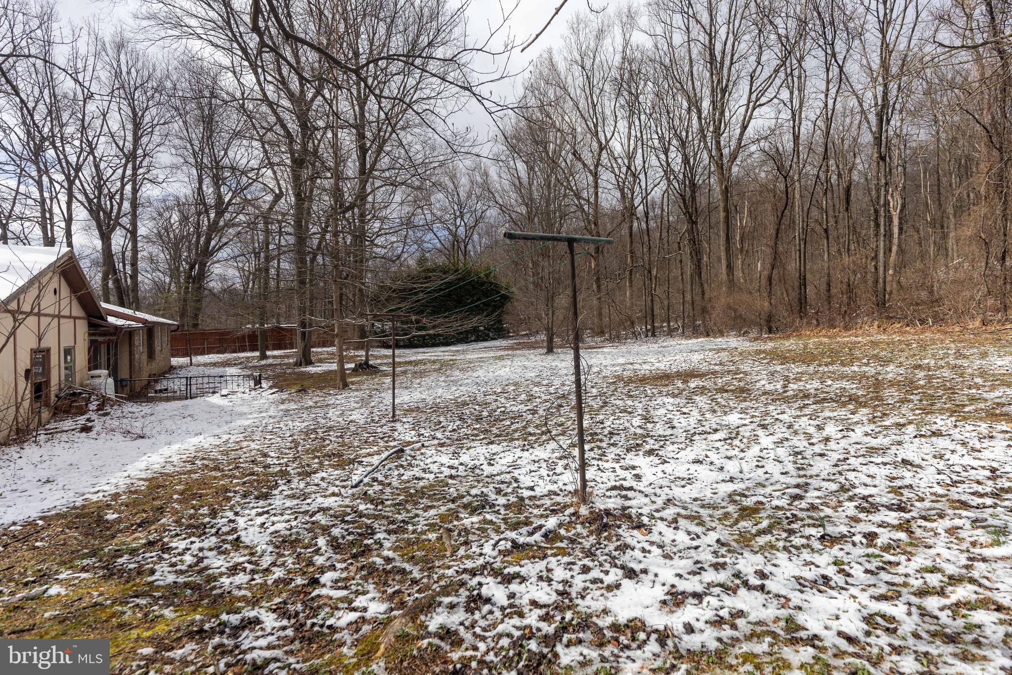 8493 FORT MCCORD ROAD