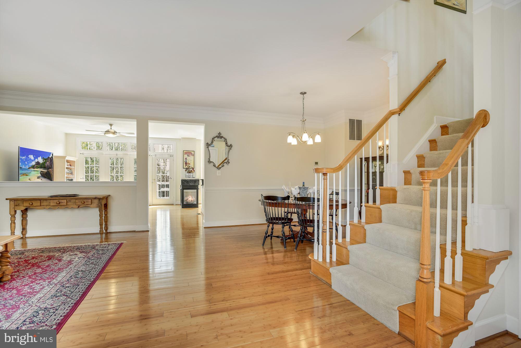 18488 LANIER ISLAND SQUARE