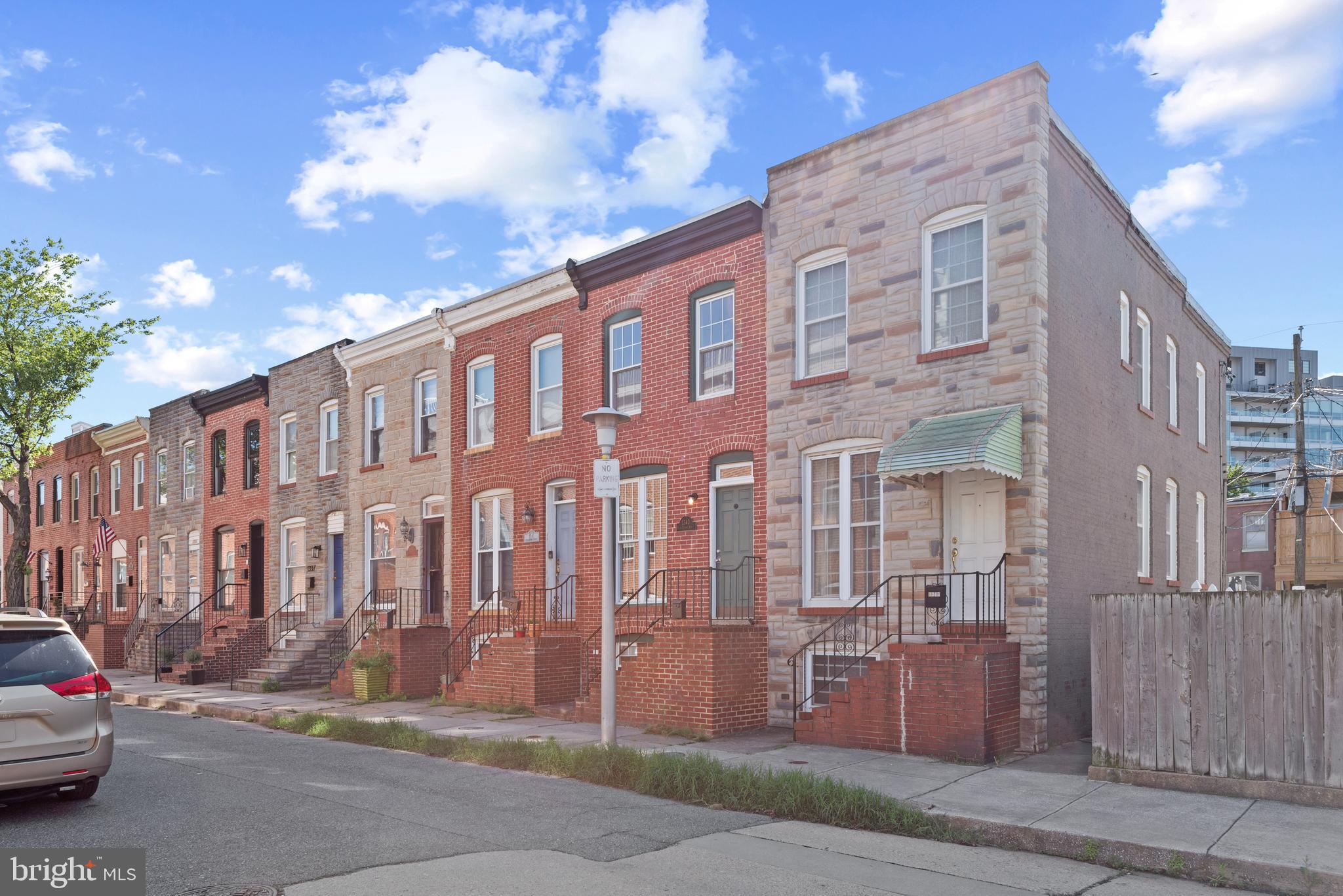 LOCUST POINT - Residential