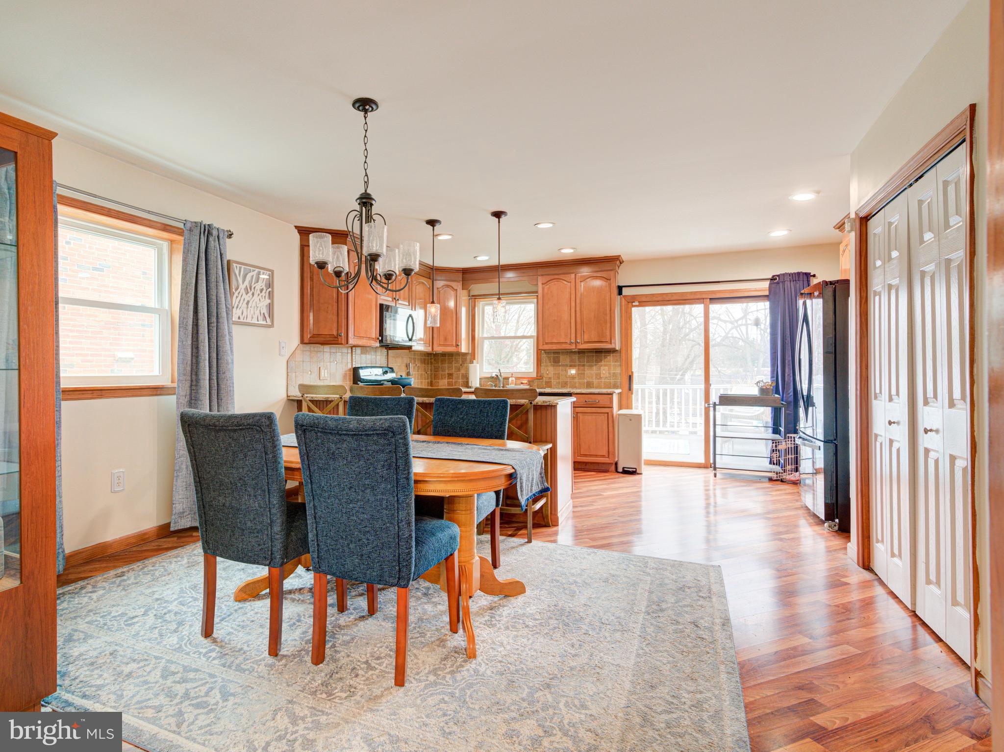 SOMERTON - Residential