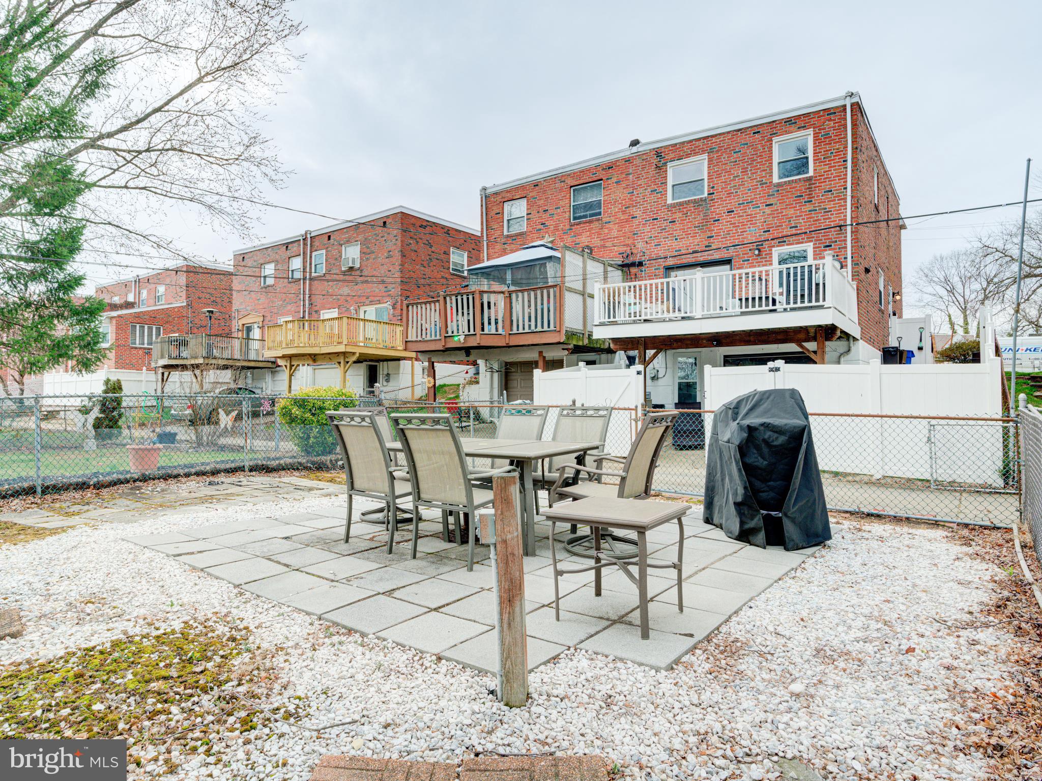 SOMERTON - Residential