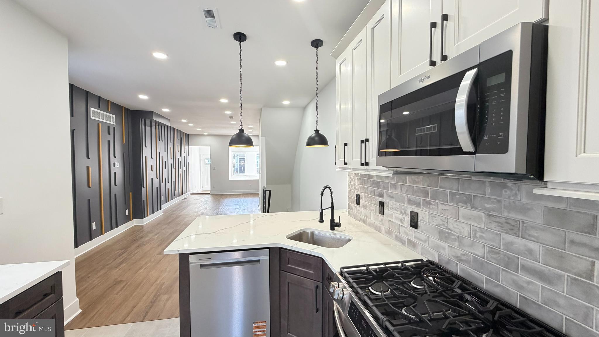 CEDAR PARK - Residential