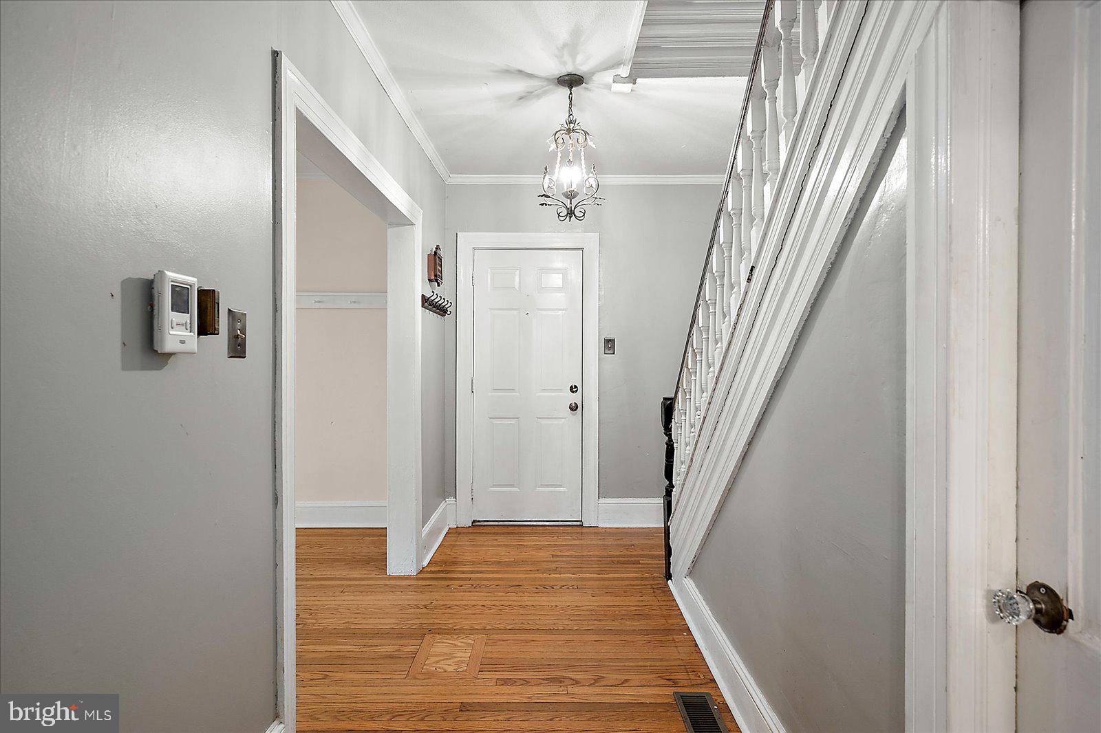 NEWTOWN - Residential