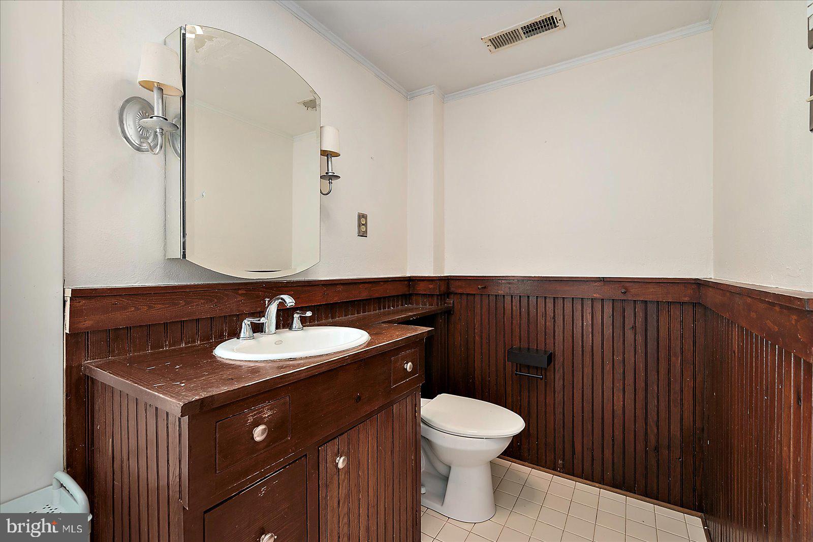 NEWTOWN - Residential