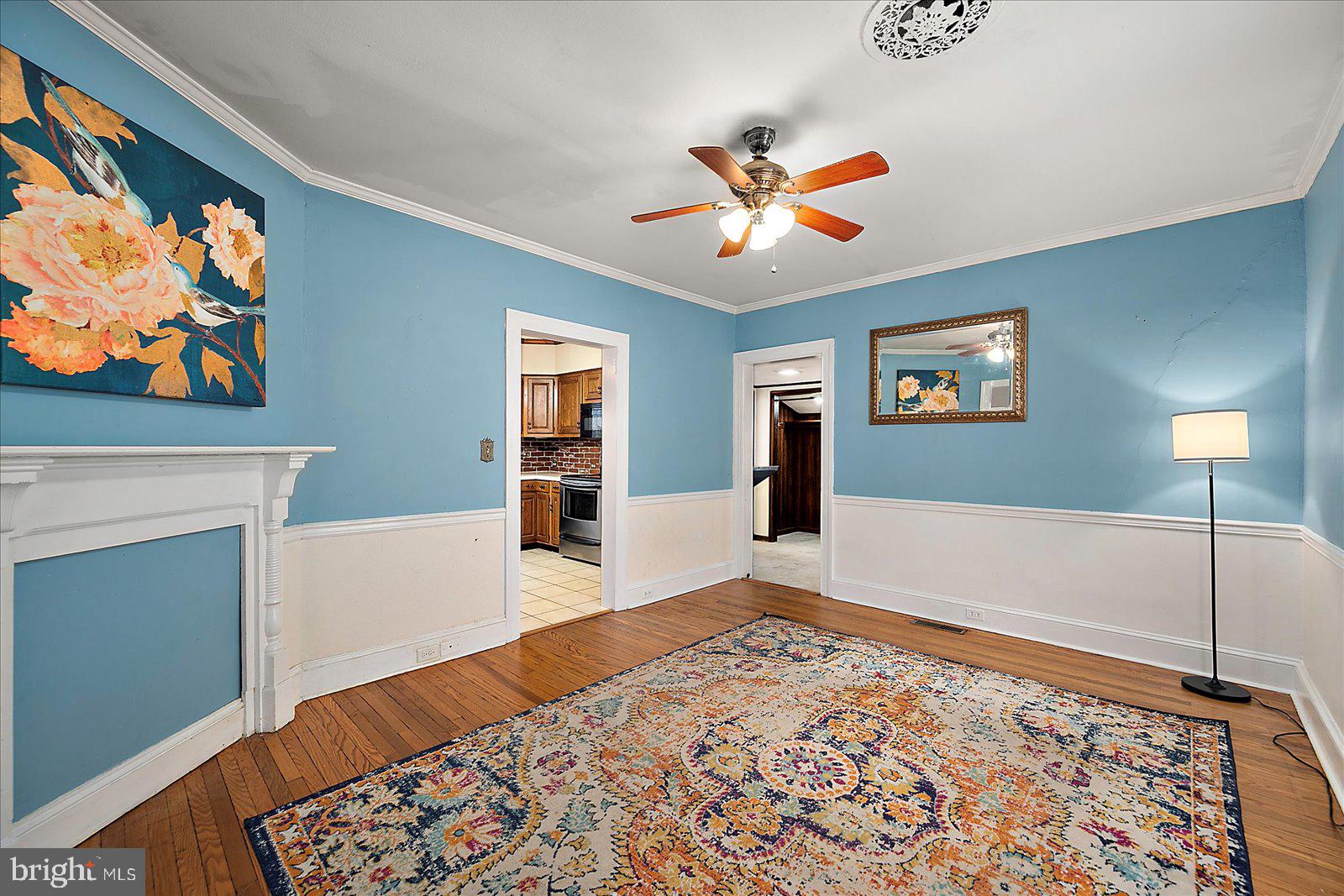 NEWTOWN - Residential