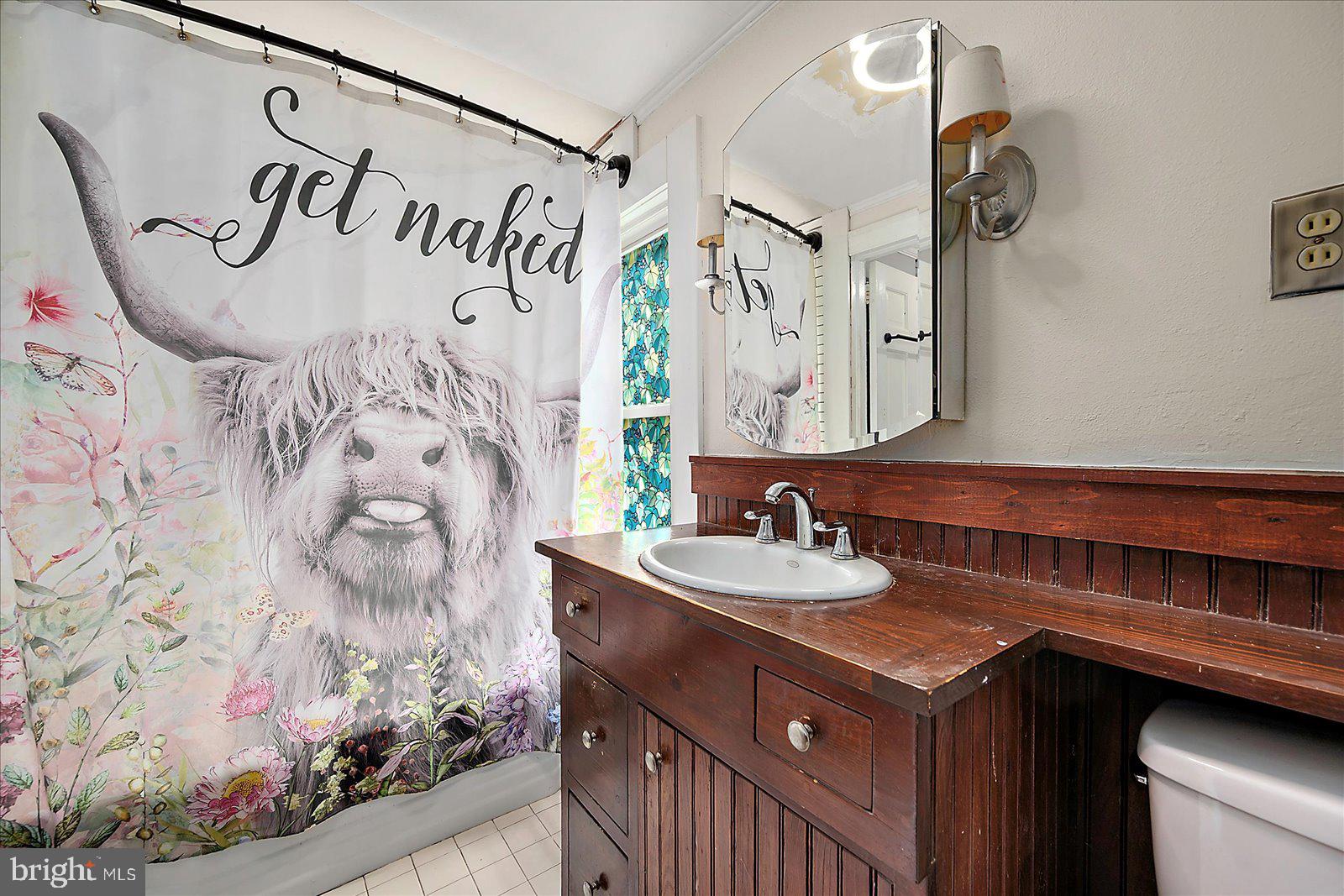 NEWTOWN - Residential