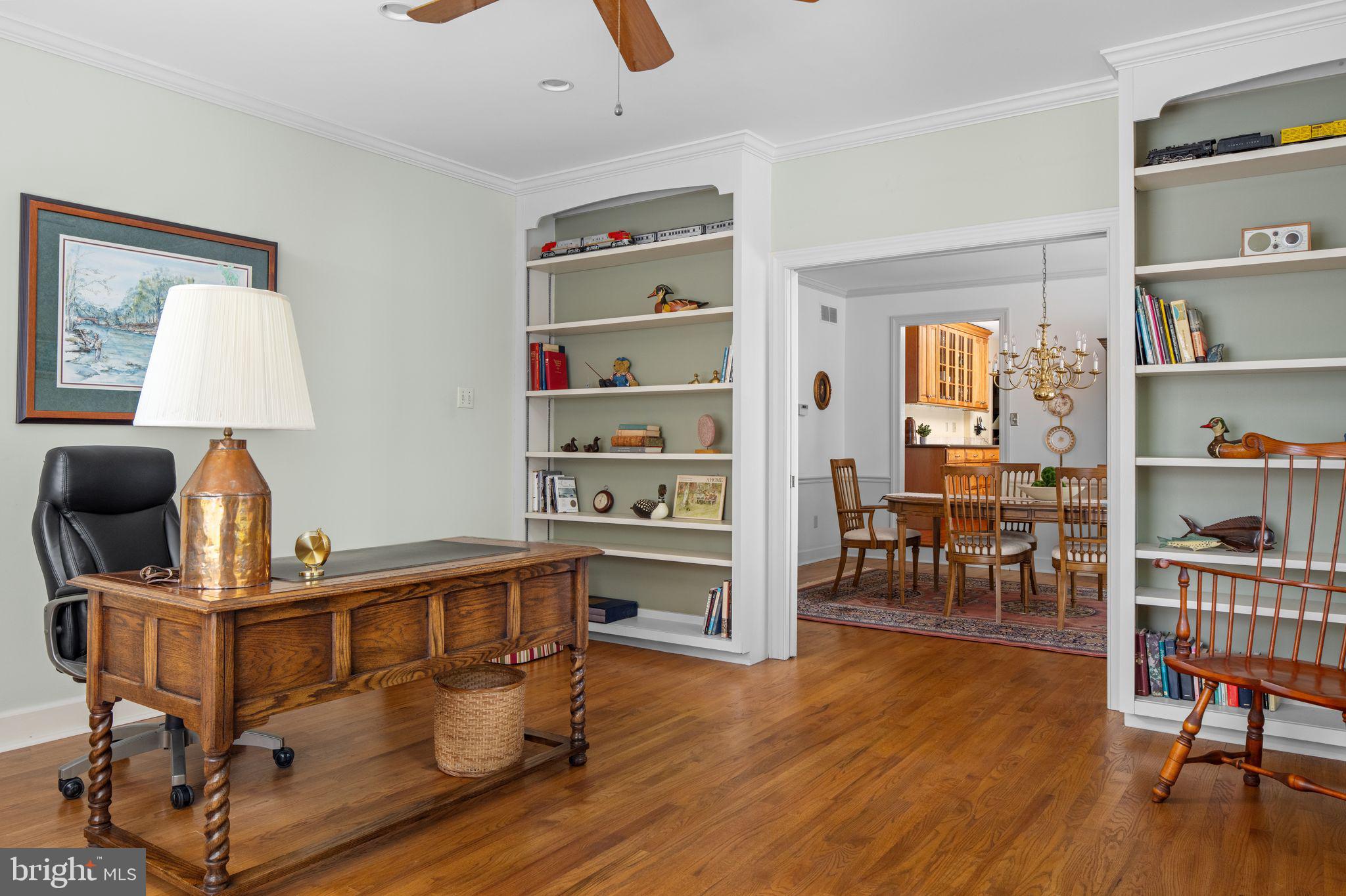 PEBBLE HILL - Residential