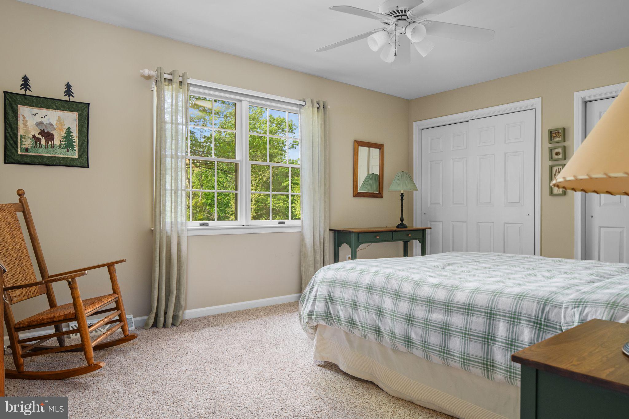 PEBBLE HILL - Residential
